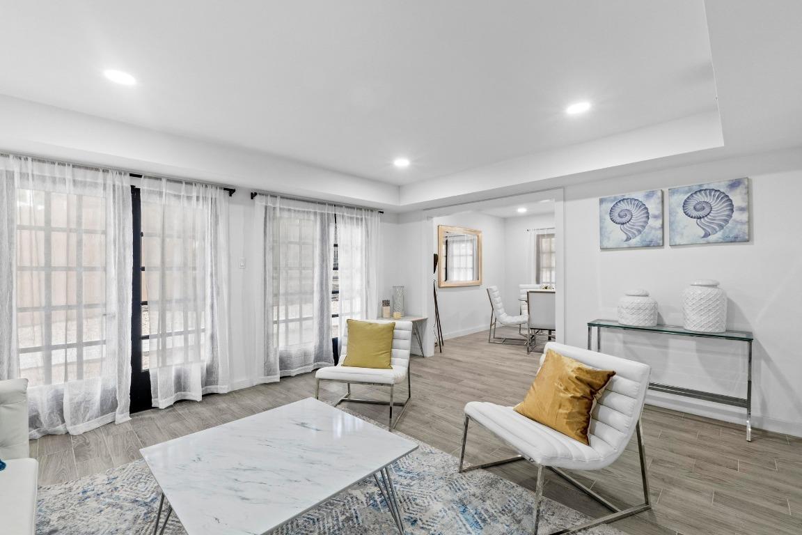 3520 Highland View Dr, Austin, TX 78731