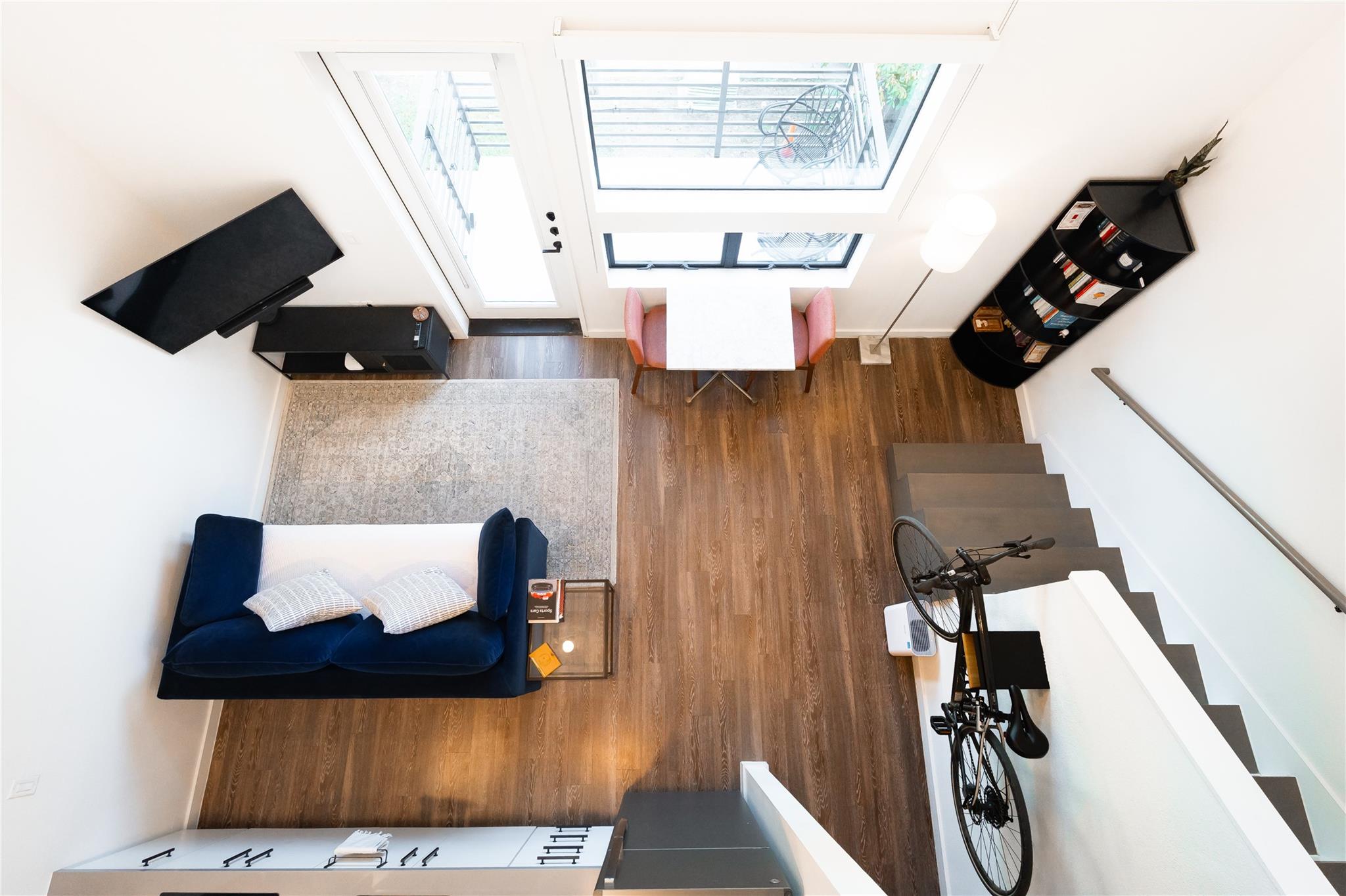 49 Navasota St # 209, Austin, TX 78702