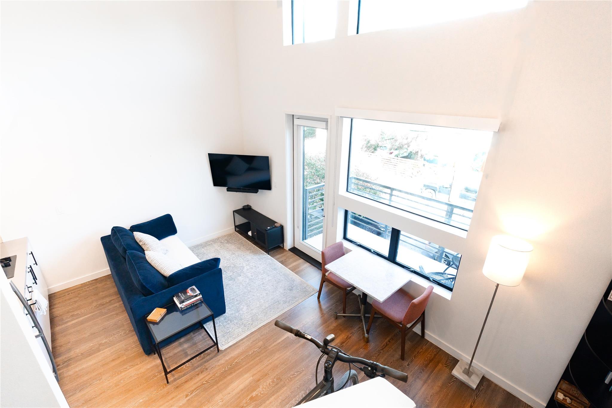 49 Navasota St # 209, Austin, TX 78702