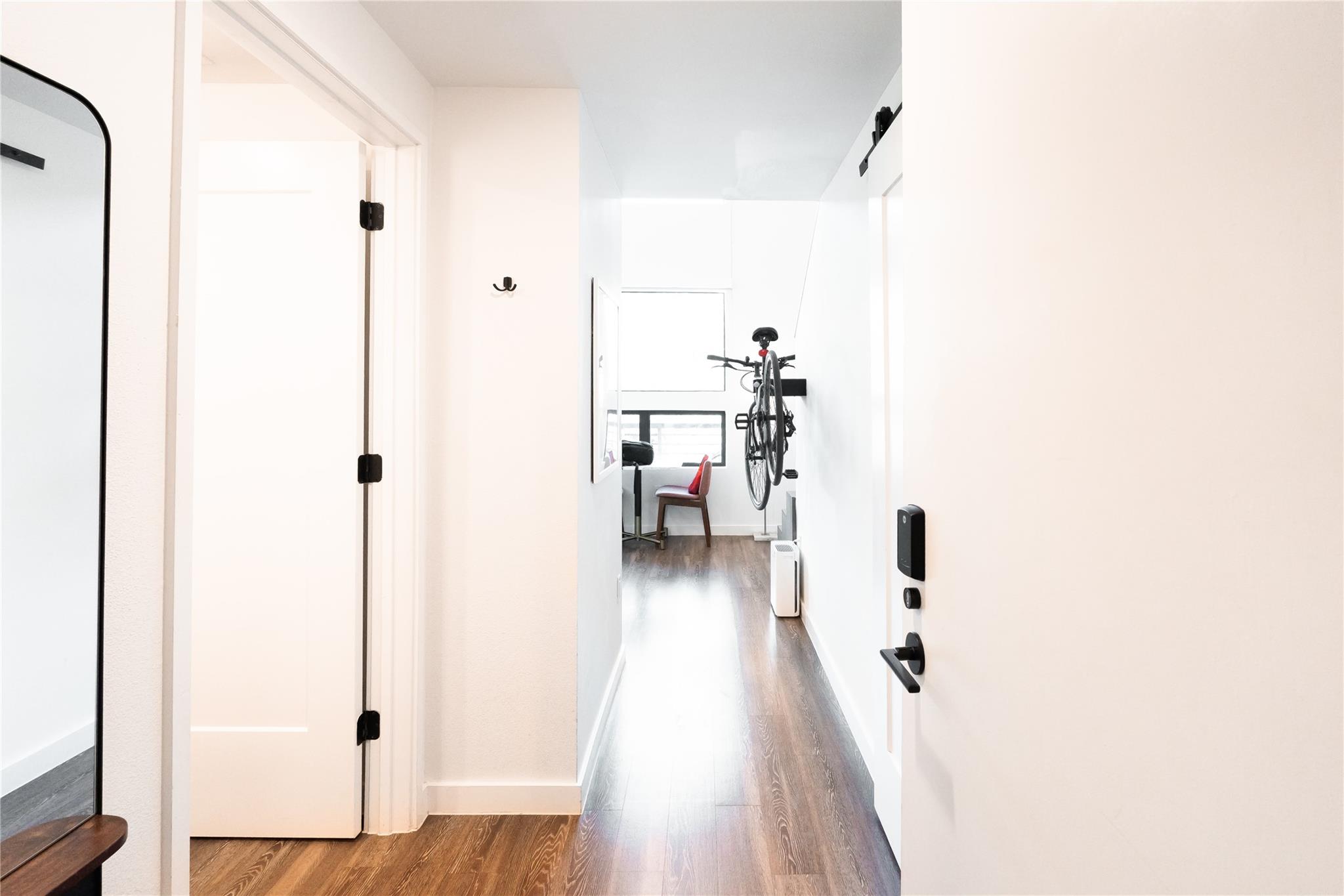 49 Navasota St # 209, Austin, TX 78702