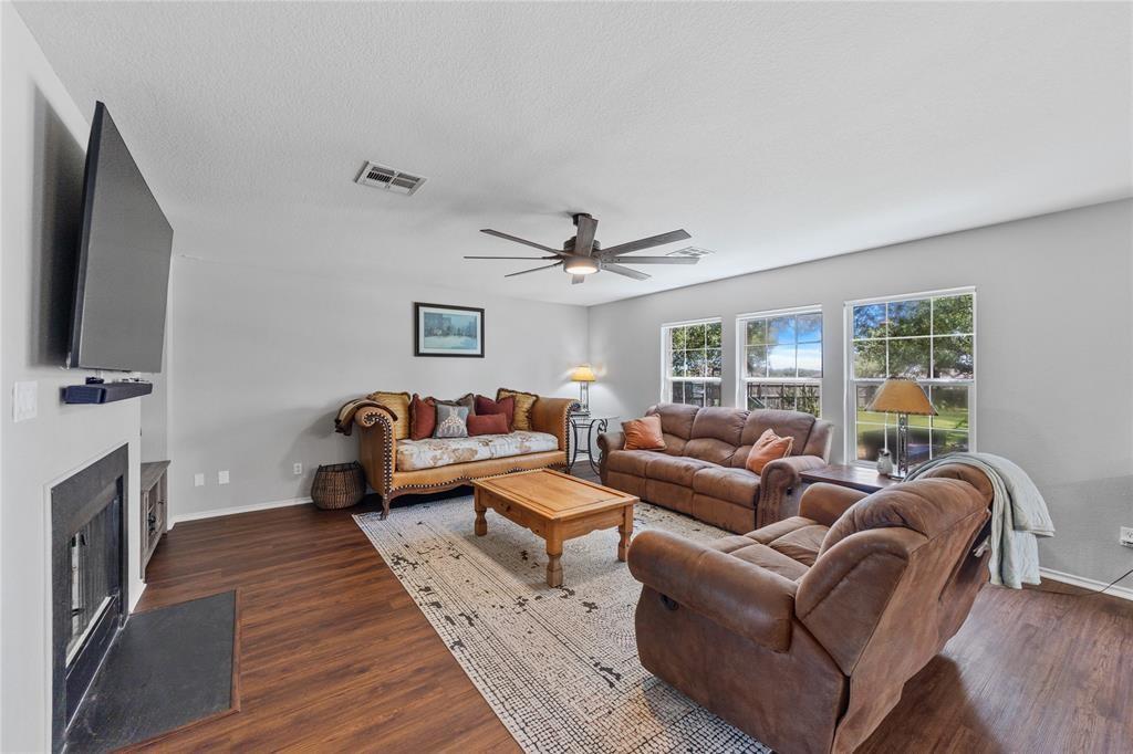 201 S Sumac Ln, Georgetown, TX 78633