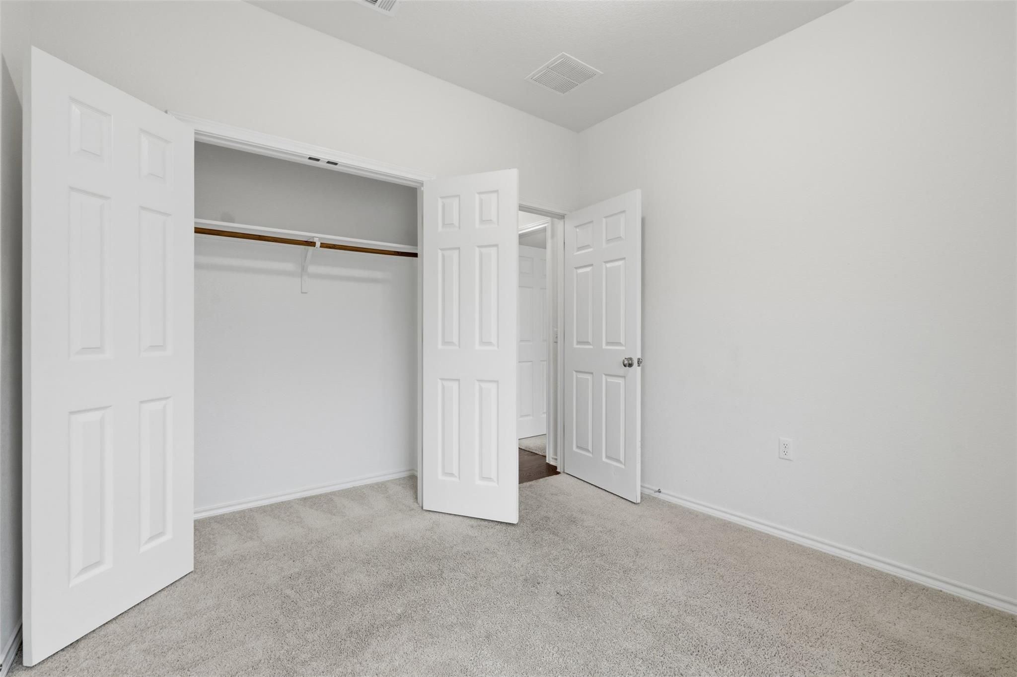 13401 Henneman Dr, Pflugerville, TX 78660