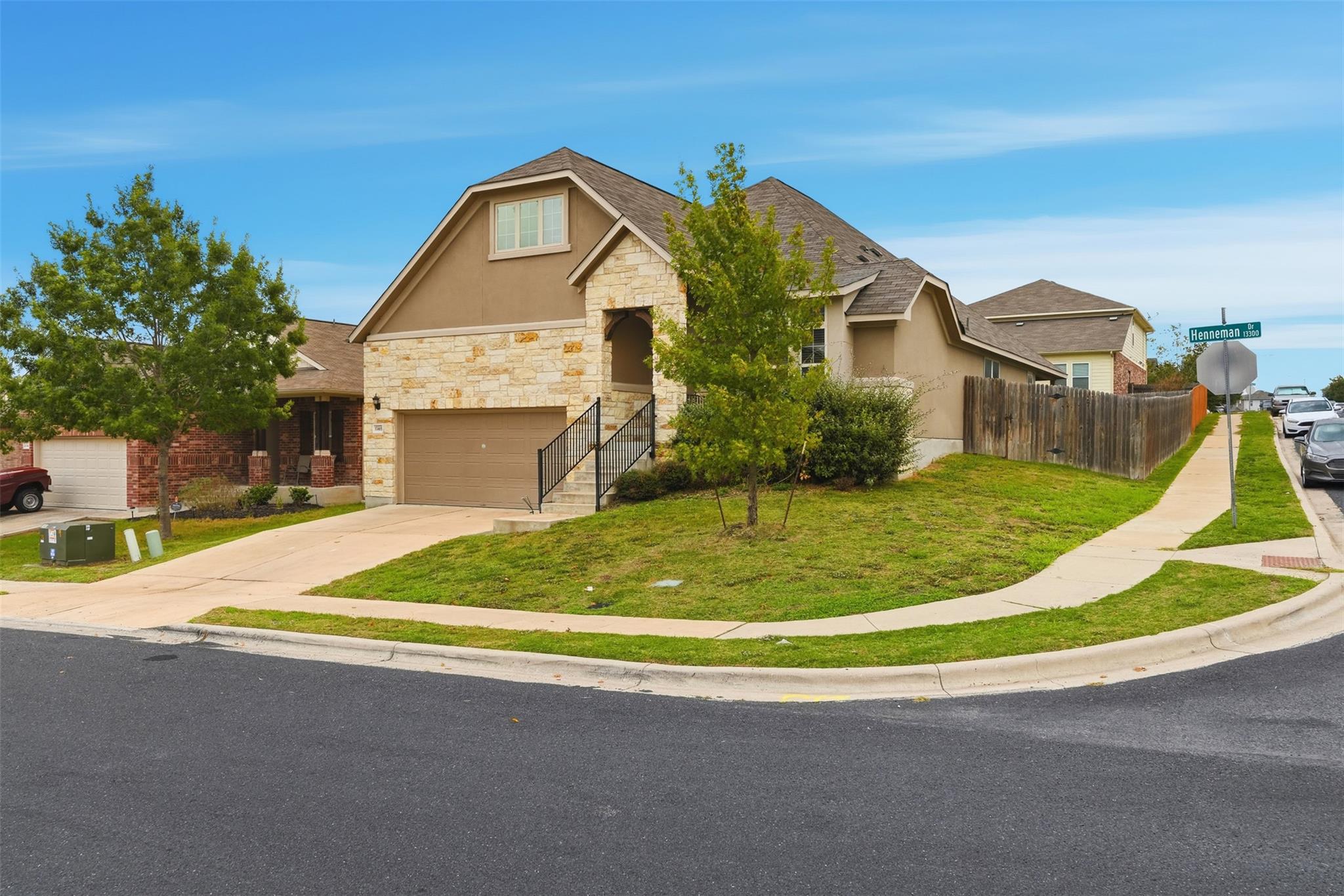 13401 Henneman Dr, Pflugerville, TX 78660