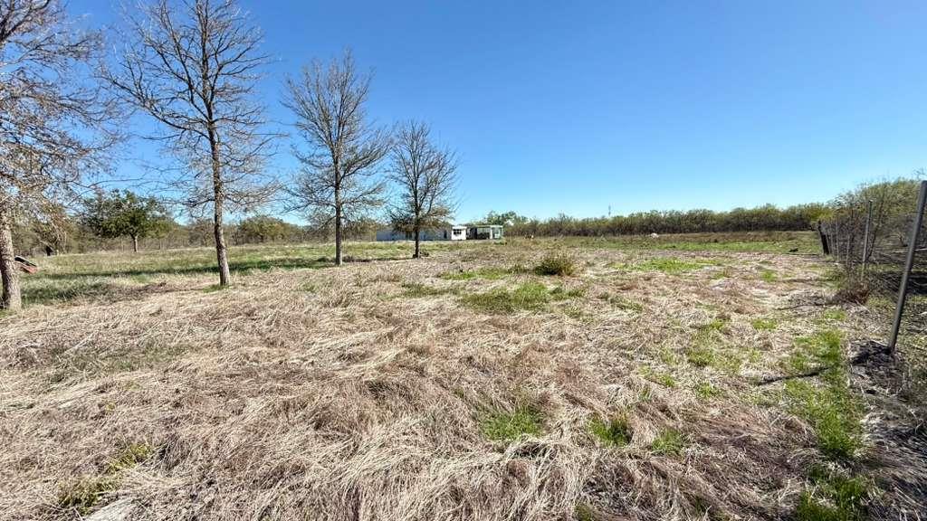 20744 Camino Real St, Dale, TX 78616