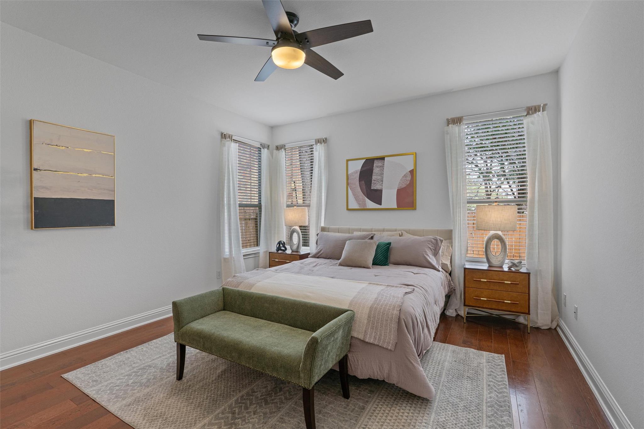 1810 Village Oak Ct, Austin, TX 78704