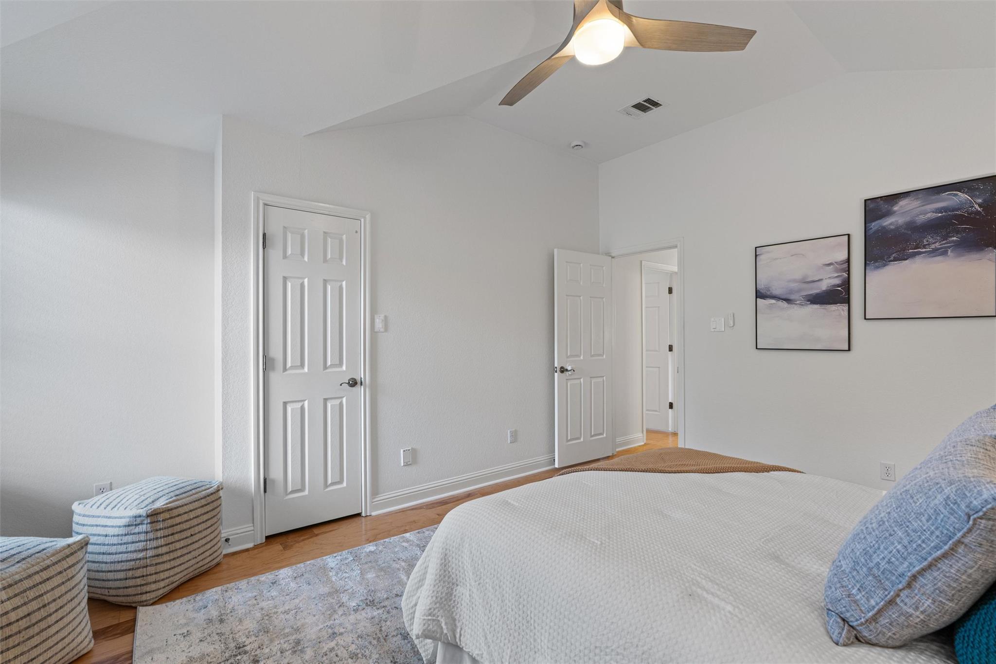 1810 Village Oak Ct, Austin, TX 78704