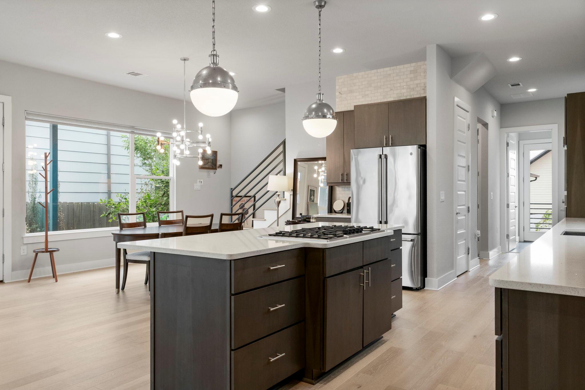 6008 Florencia Ln, Austin, TX 78724