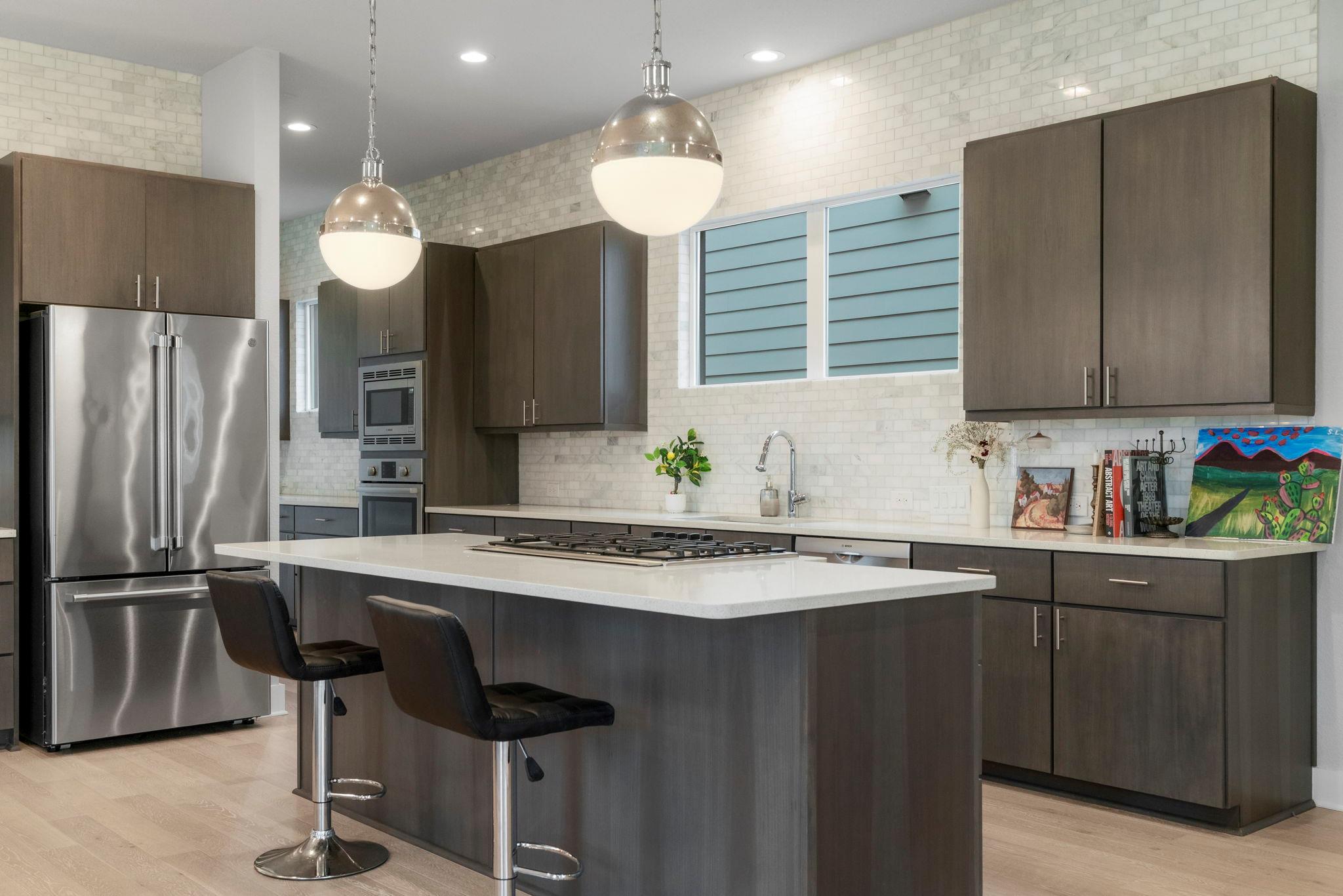 6008 Florencia Ln, Austin, TX 78724