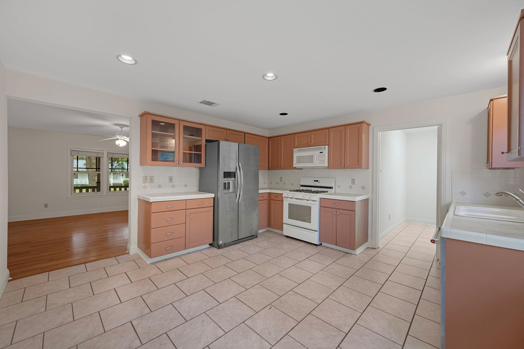 2006 Palo Duro Rd, Austin, TX 78757