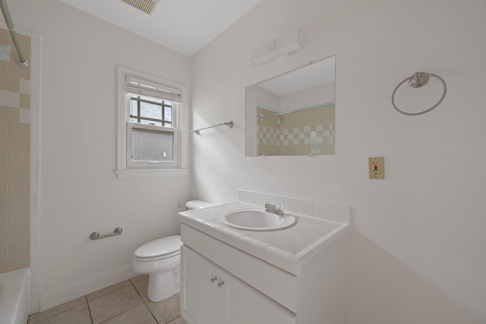 2006 Palo Duro Rd, Austin, TX 78757