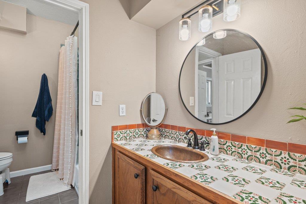 1505 N Lbj Dr, San Marcos, TX 78666