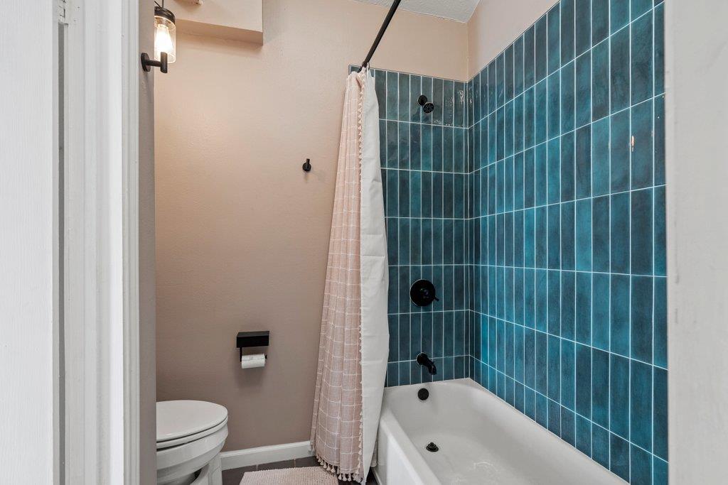 1505 N Lbj Dr, San Marcos, TX 78666