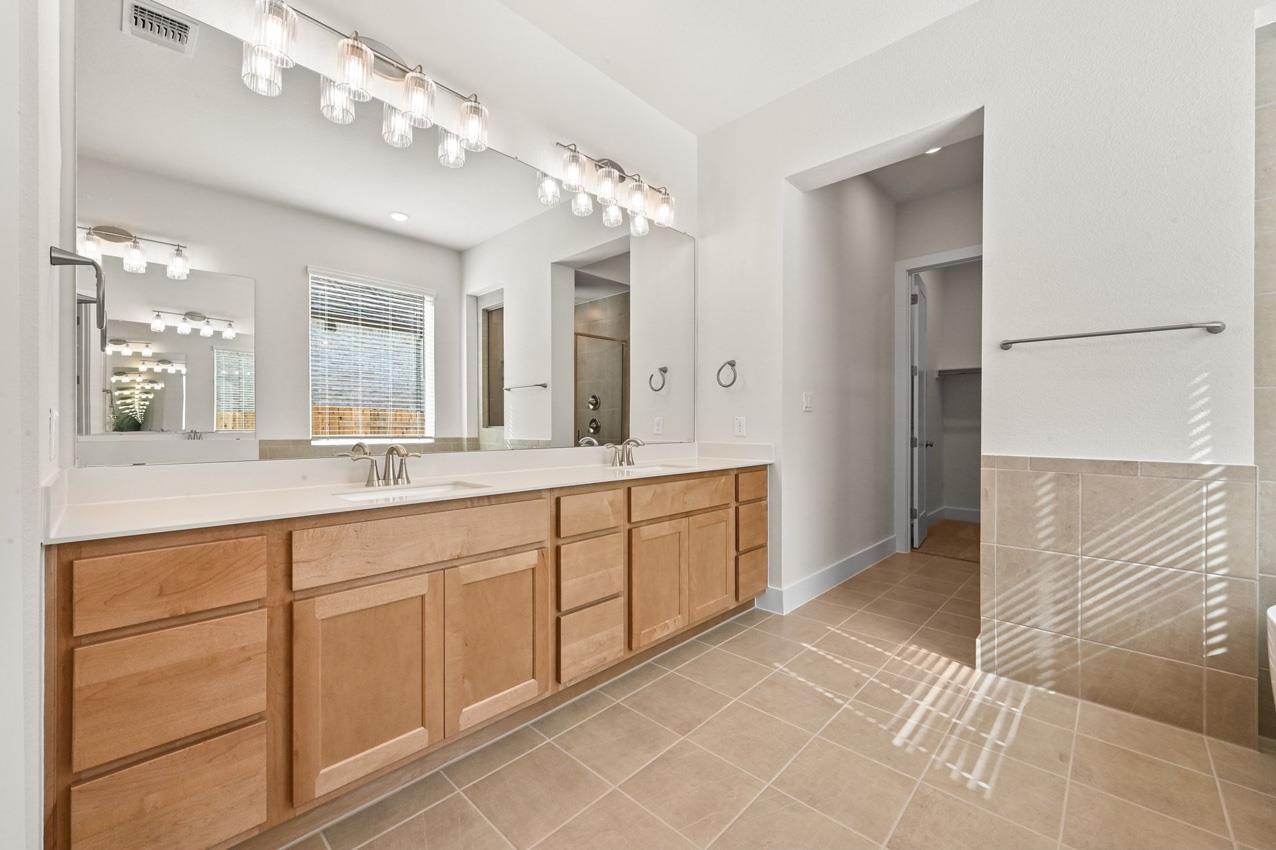 268 Wood Thrush Run, Kyle, TX 78640