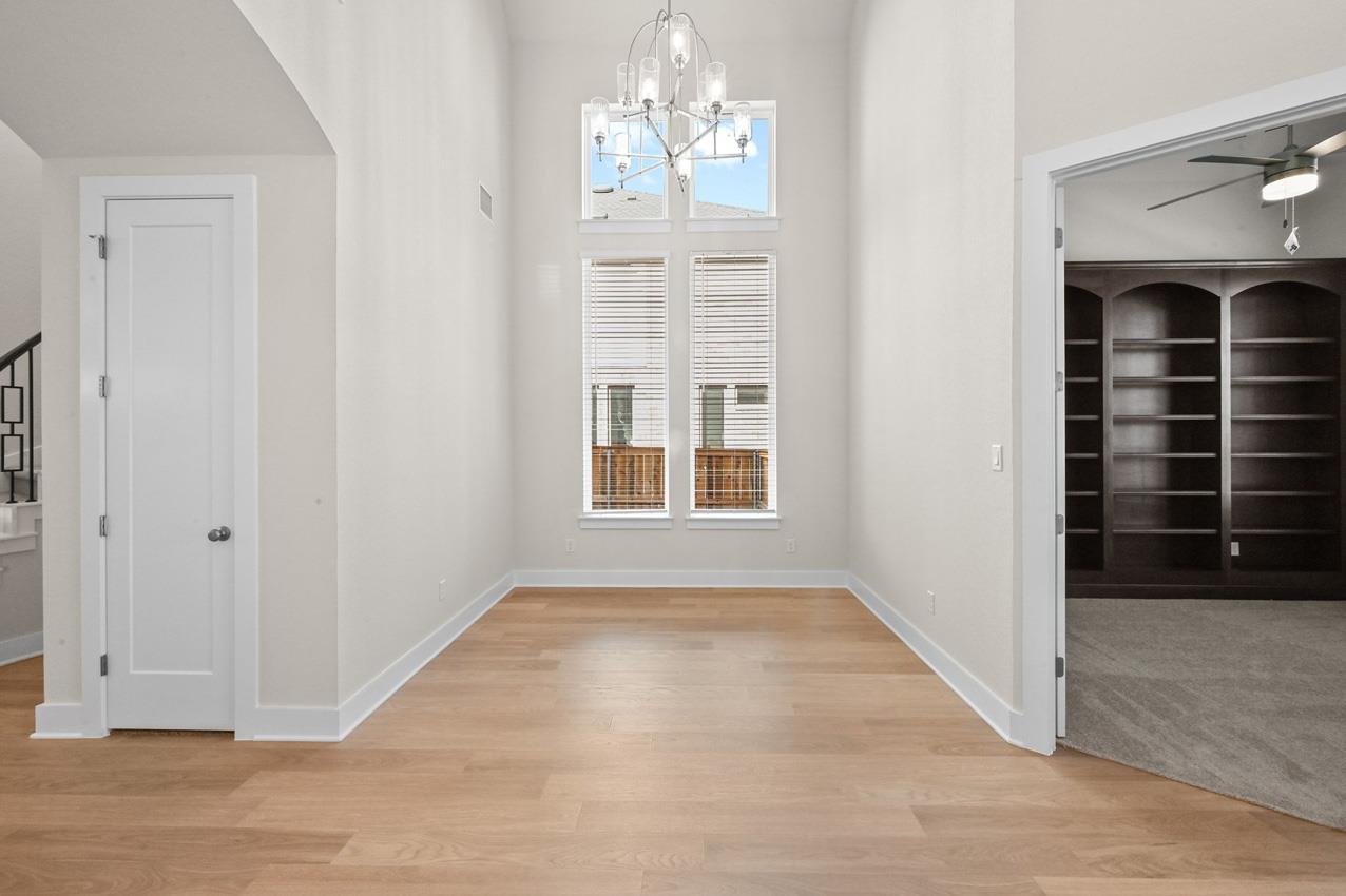 268 Wood Thrush Run, Kyle, TX 78640