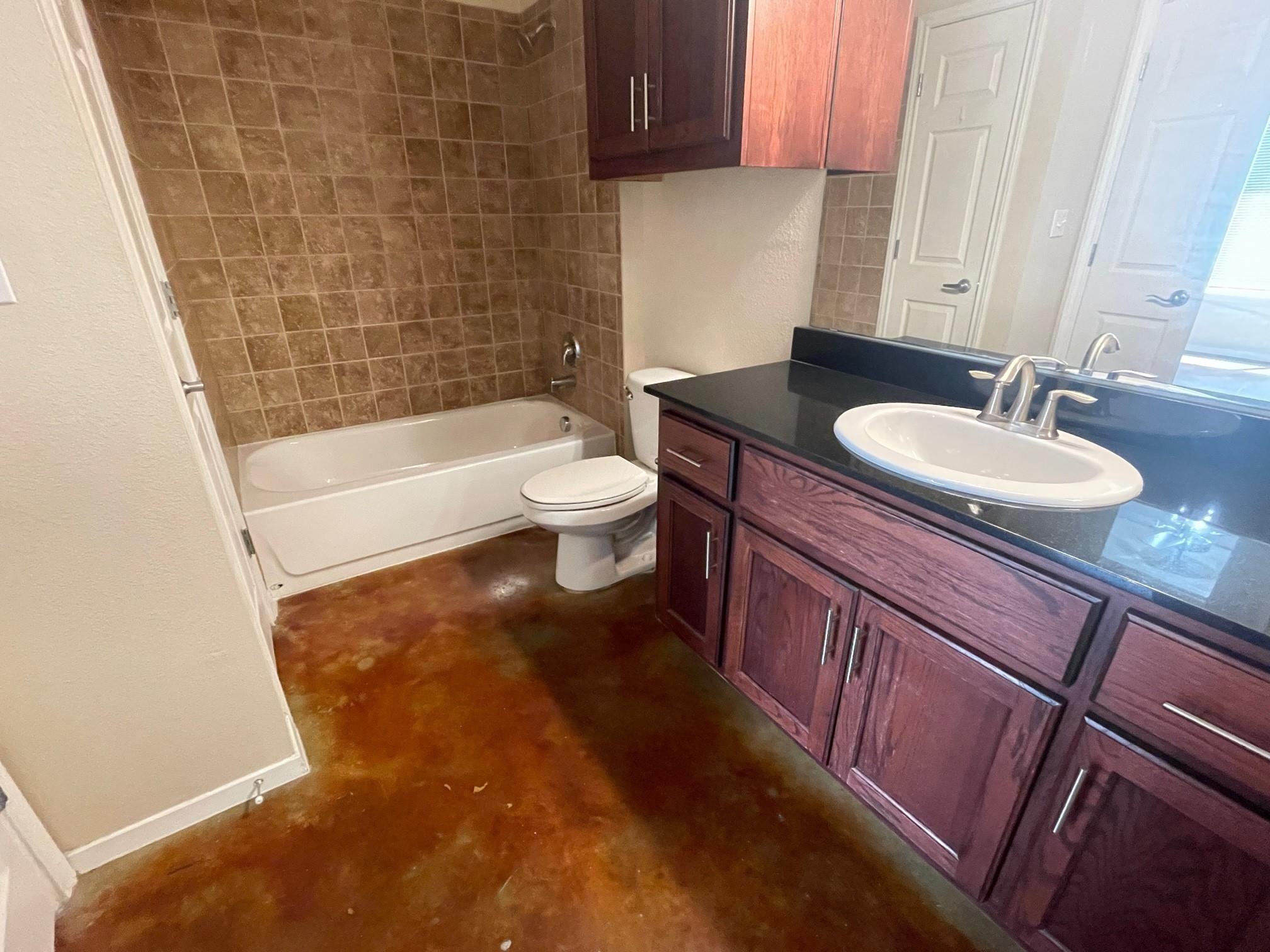 910 W 25th St # 203, Austin, TX 78705