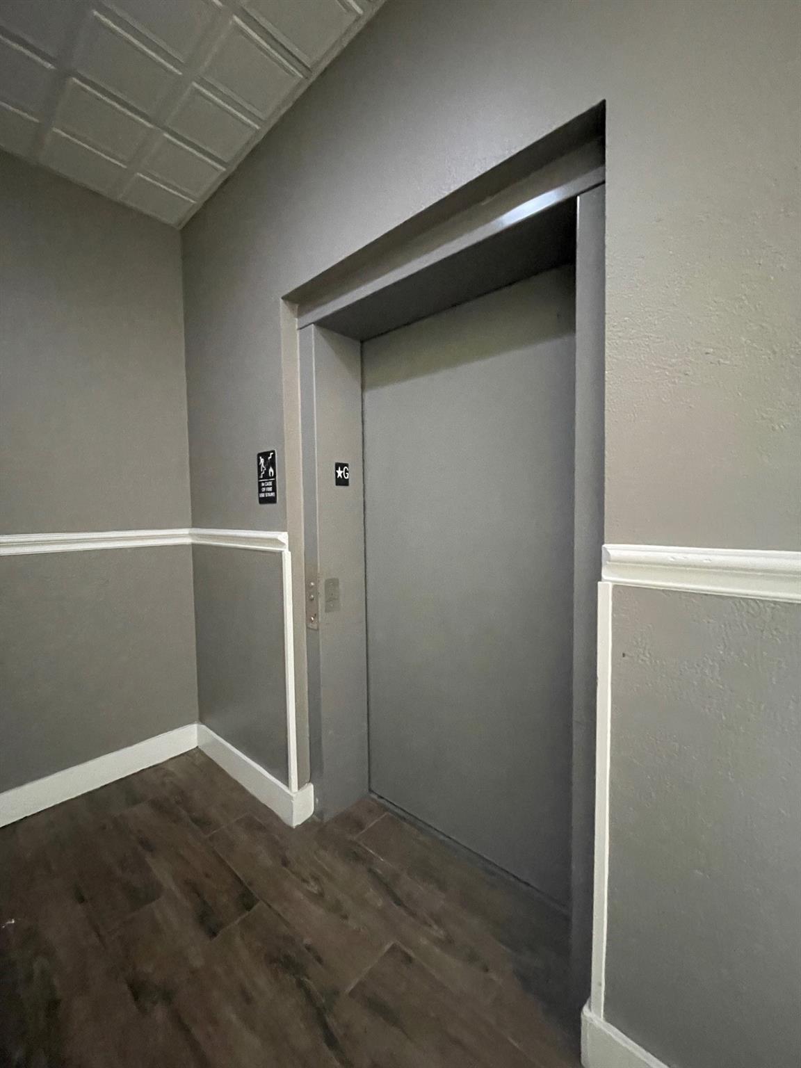 910 W 25th St # 203, Austin, TX 78705