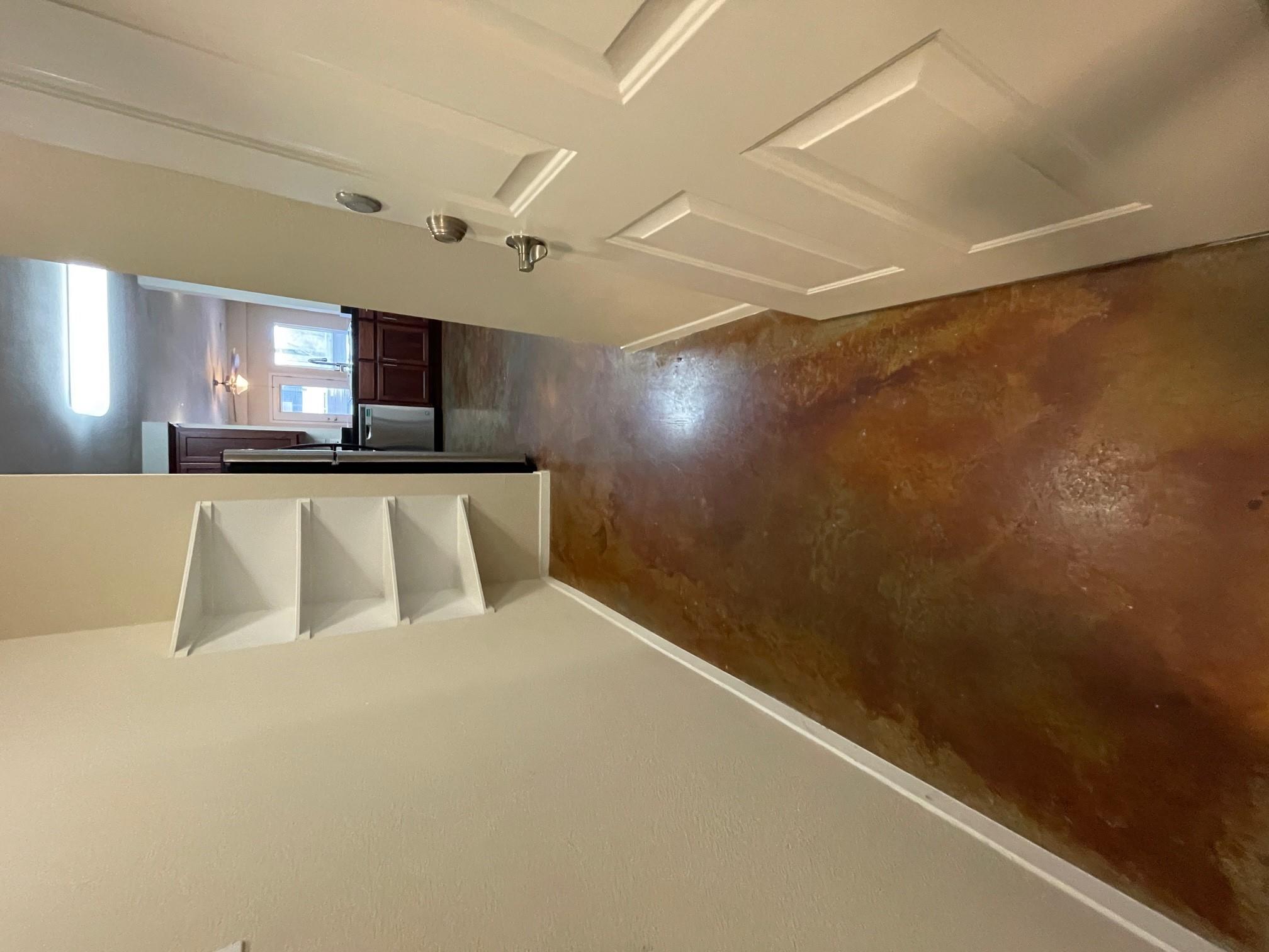 910 W 25th St # 203, Austin, TX 78705