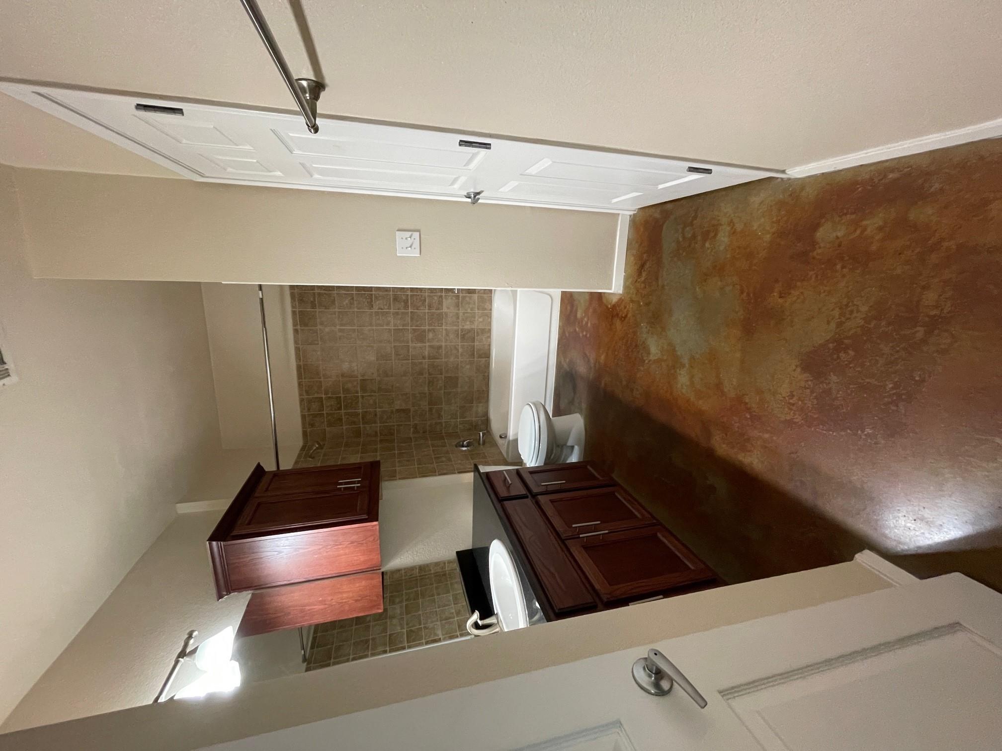 910 W 25th St # 203, Austin, TX 78705