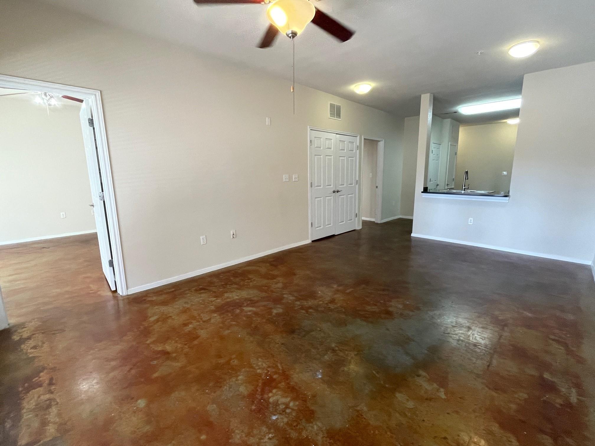 910 W 25th St # 203, Austin, TX 78705