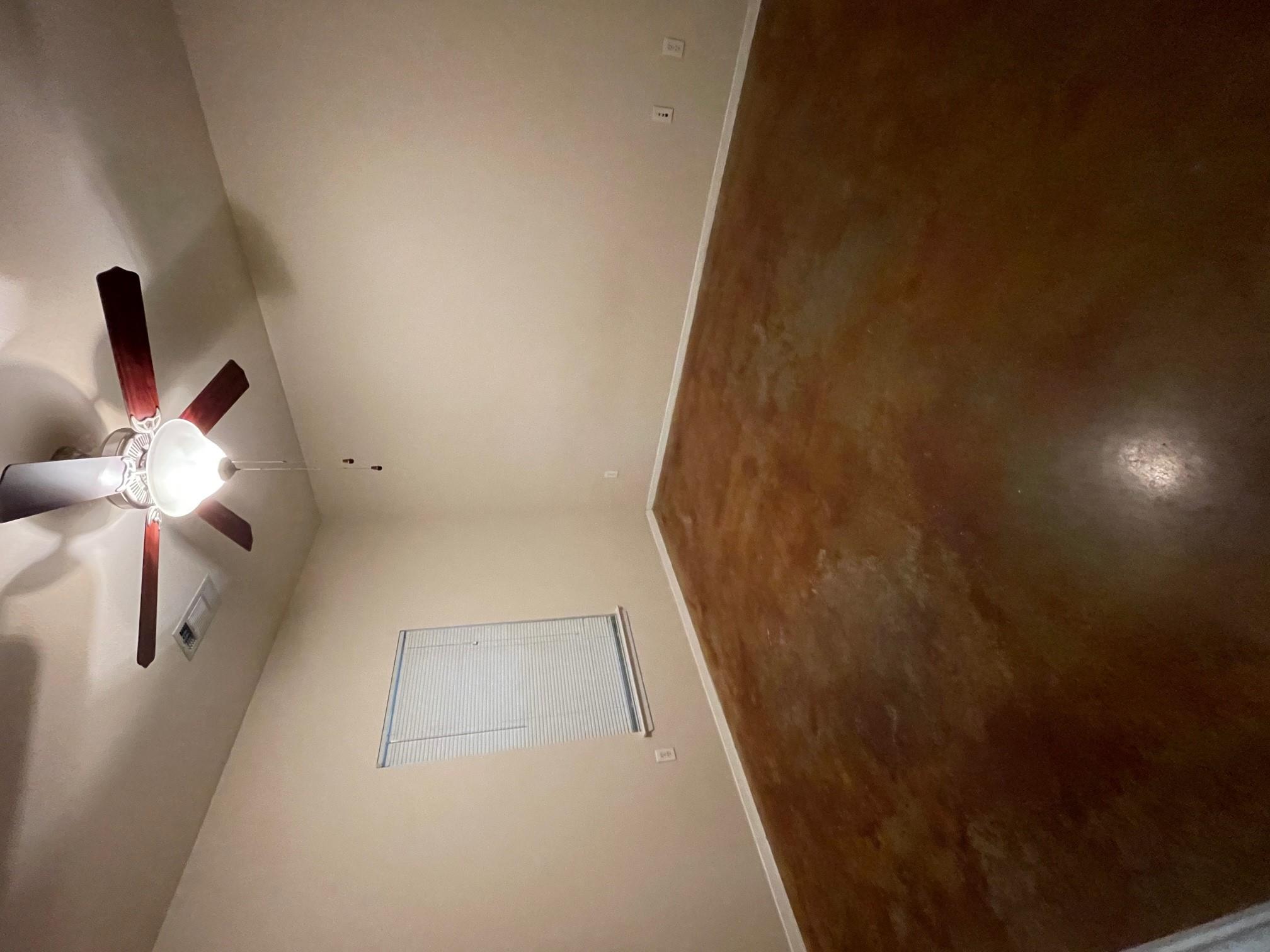 910 W 25th St # 203, Austin, TX 78705