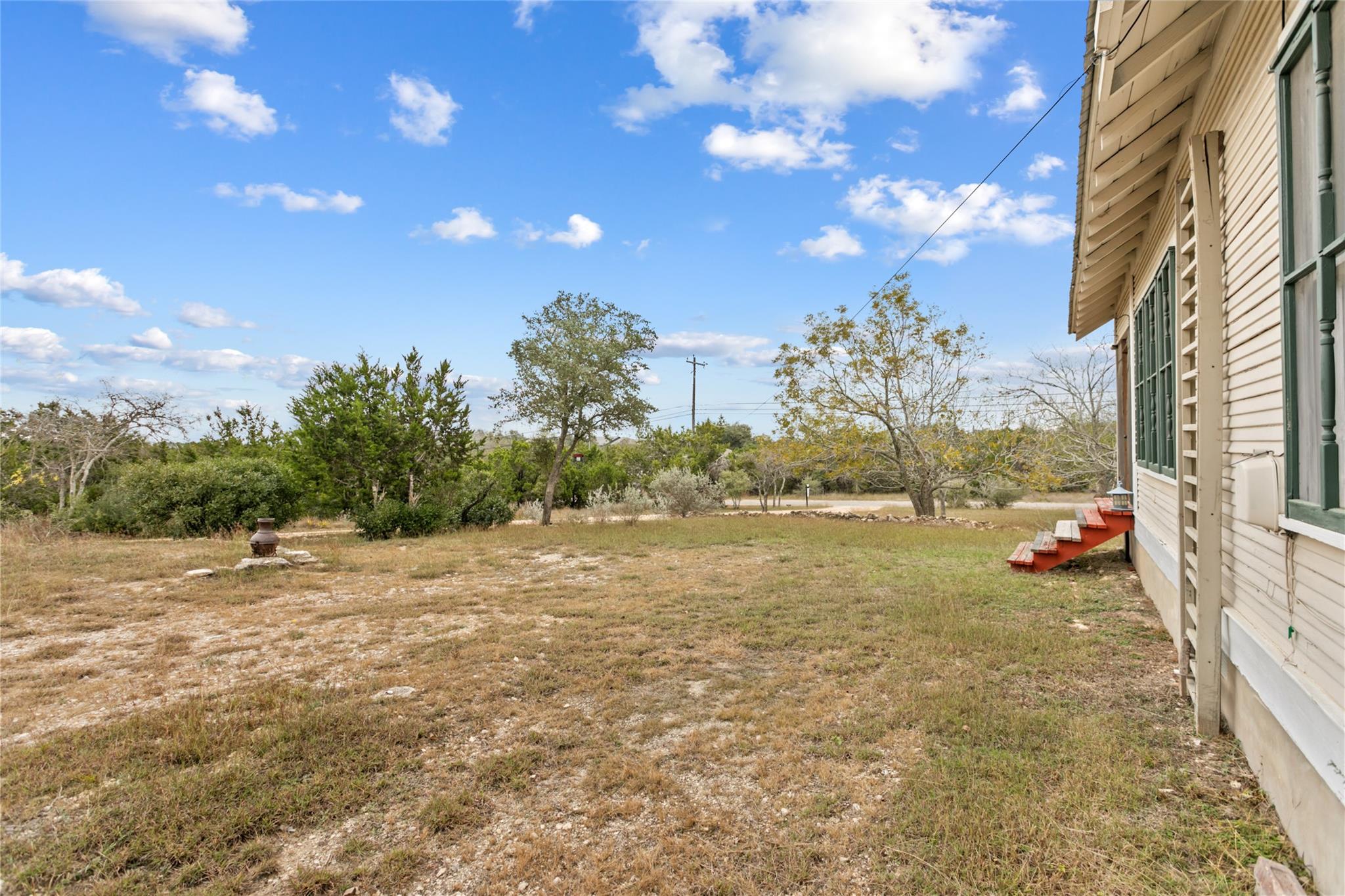 500 Springlake Dr, Dripping Springs, TX 78620