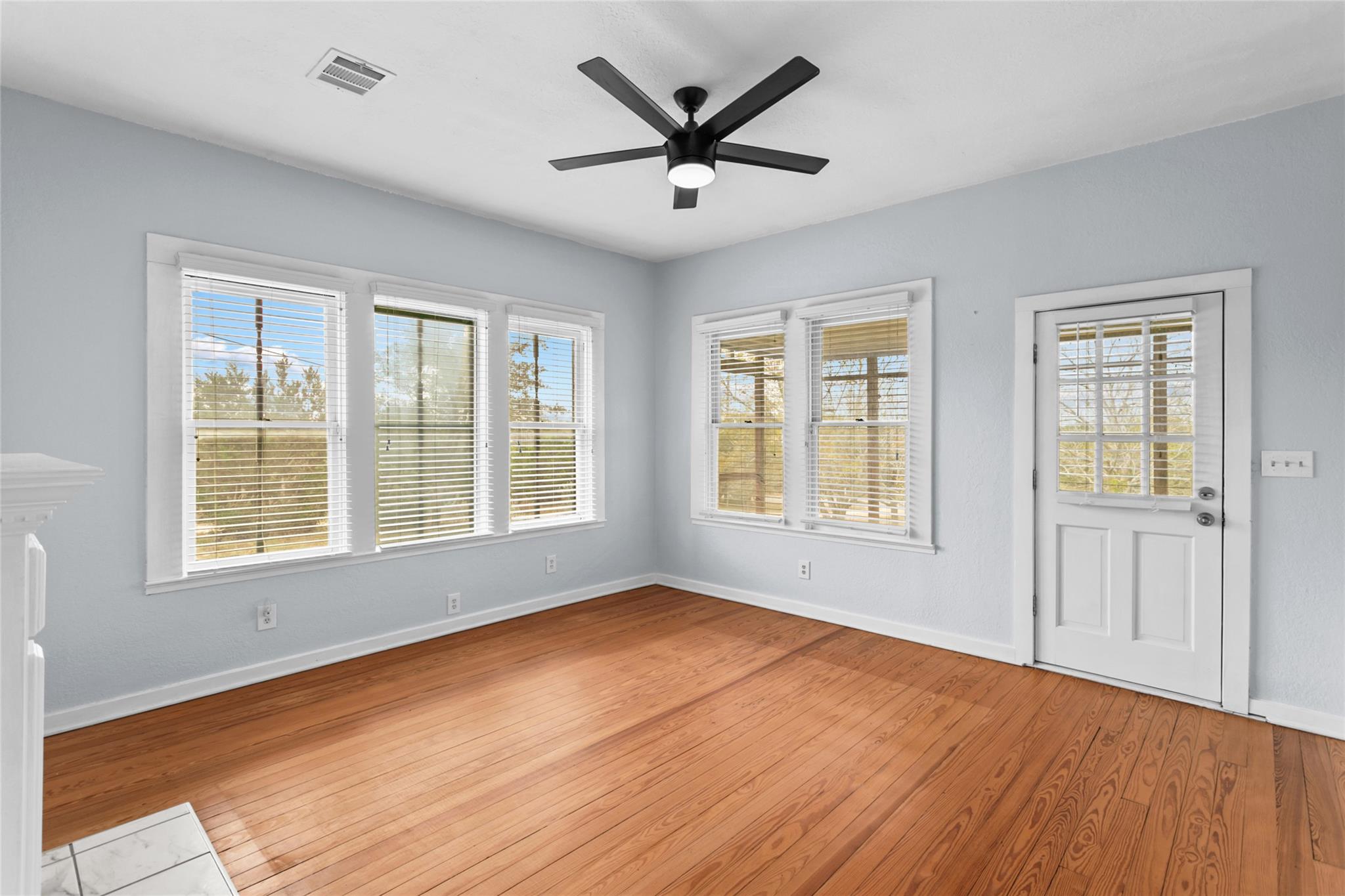 500 Springlake Dr, Dripping Springs, TX 78620