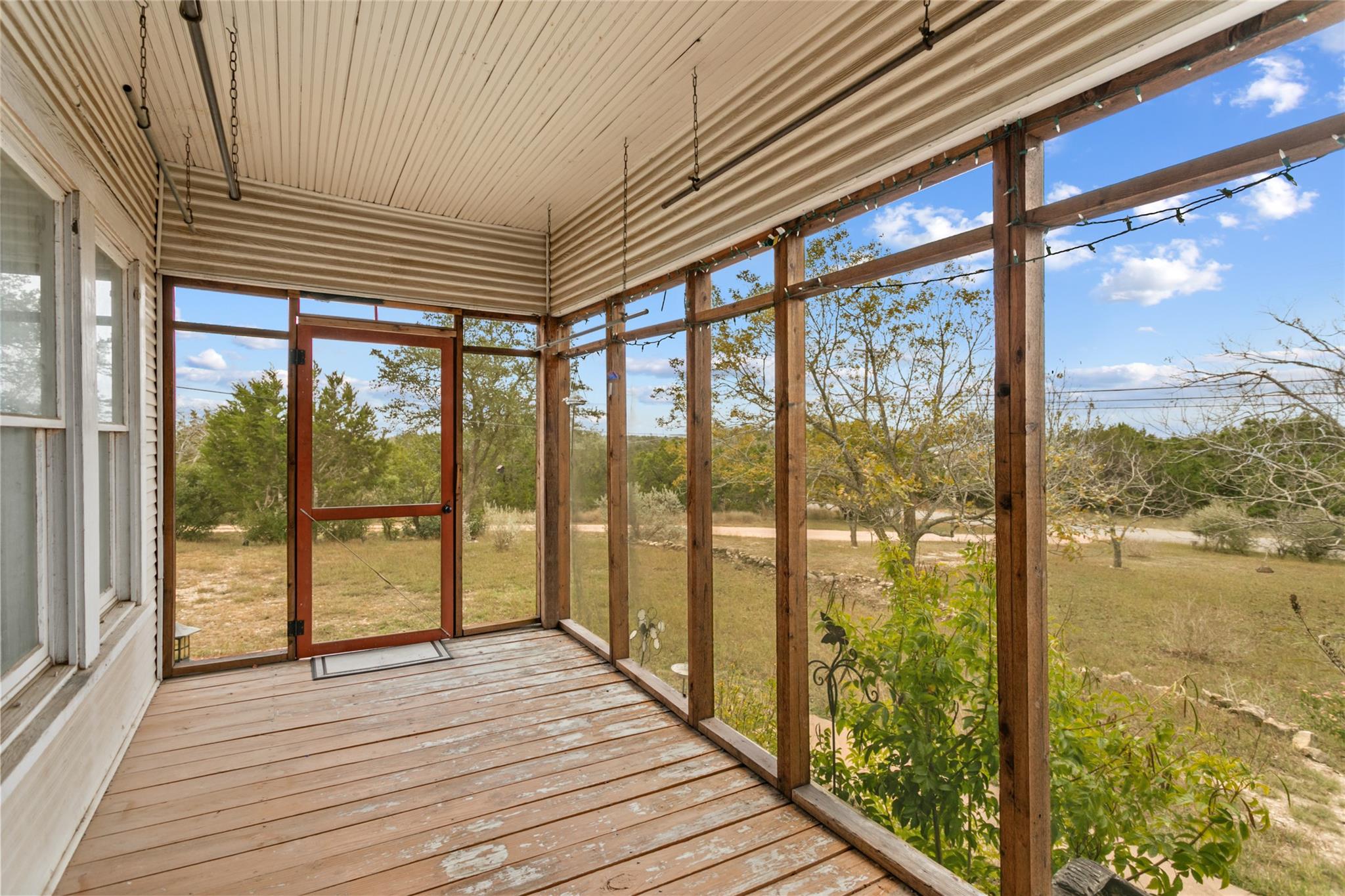 500 Springlake Dr, Dripping Springs, TX 78620