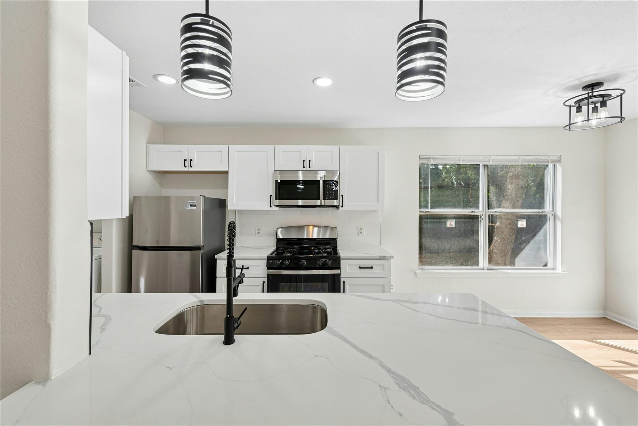 1708 E 17th St # B, Austin, TX 78702