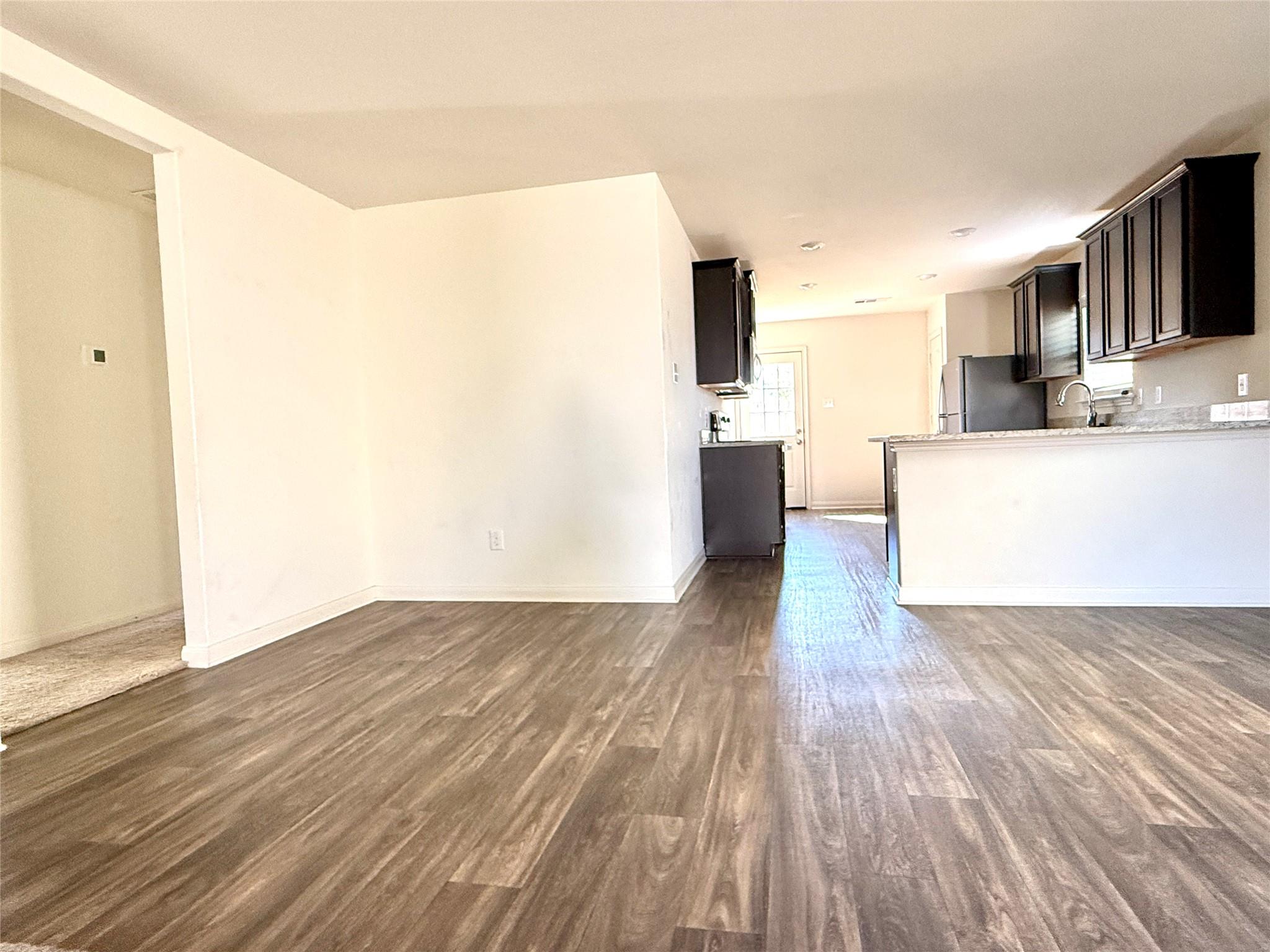 1008 Riverdale Cv, Jarrell, TX 76537