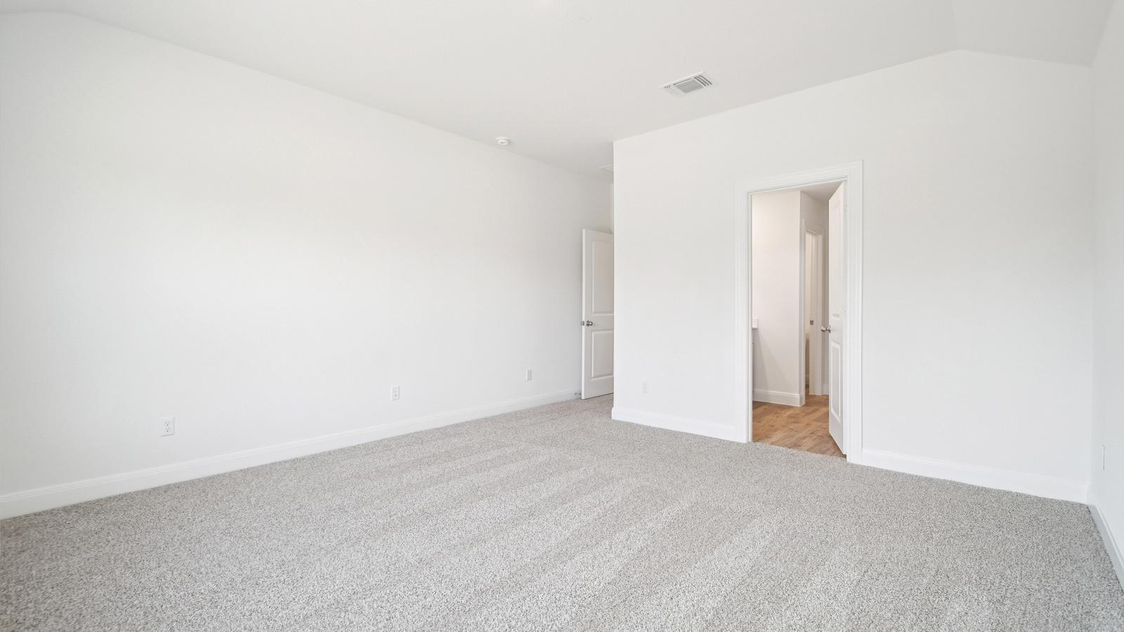 179 Great Northern Dr, Cedar Creek, TX 78612