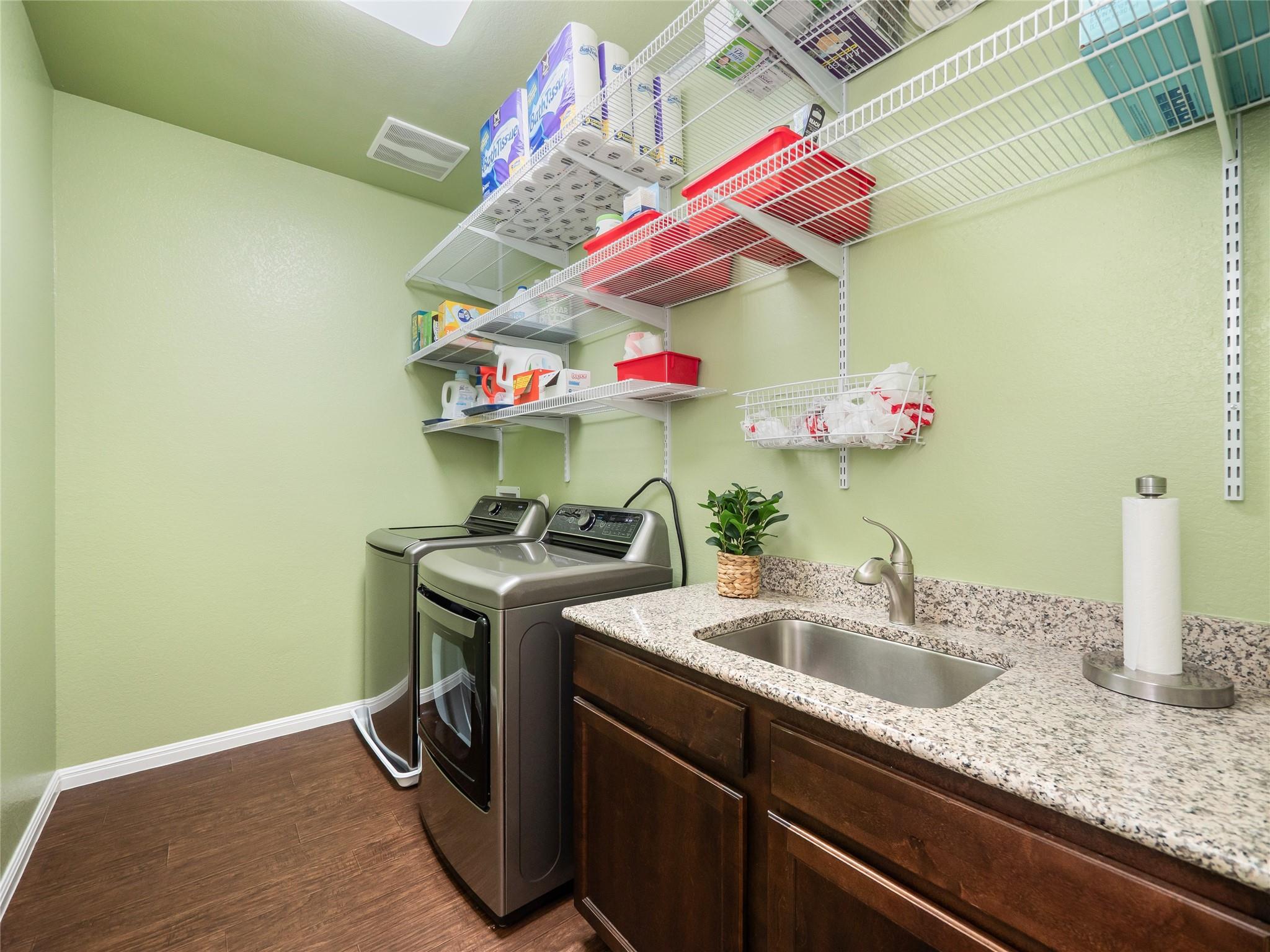 304 La Escalera Dr, Leander, TX 78641