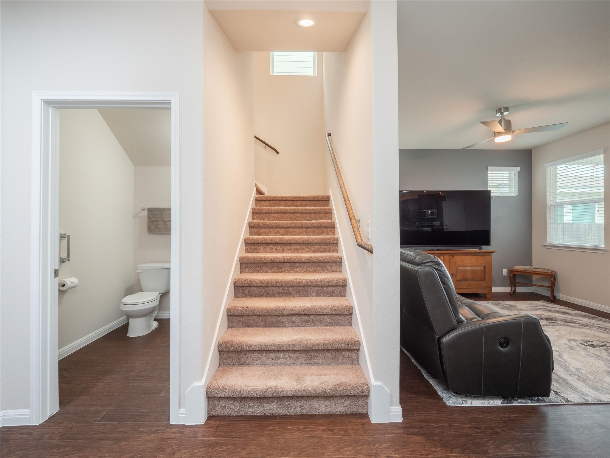 304 La Escalera Dr, Leander, TX 78641