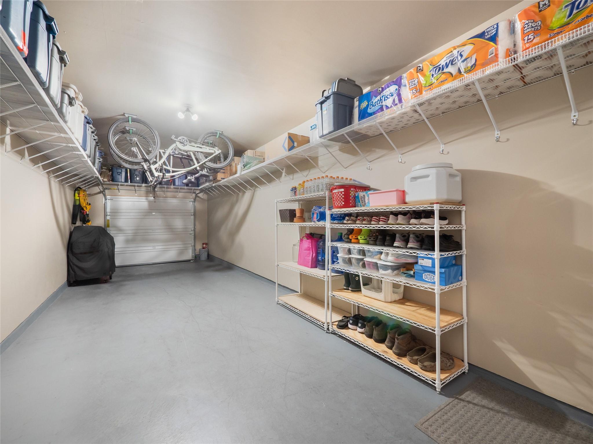 304 La Escalera Dr, Leander, TX 78641