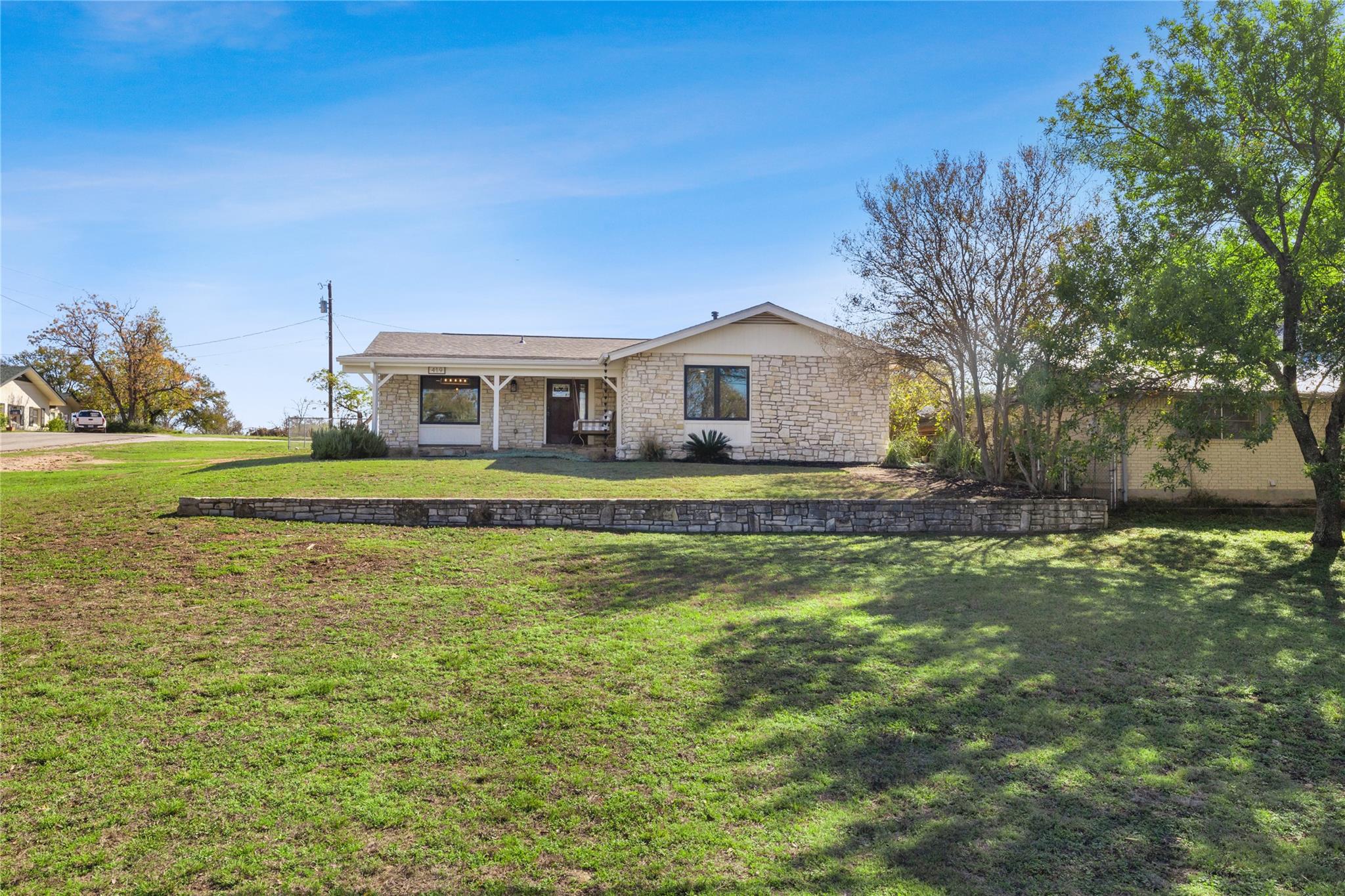 419 Avenue E, Marble Falls, TX 78654