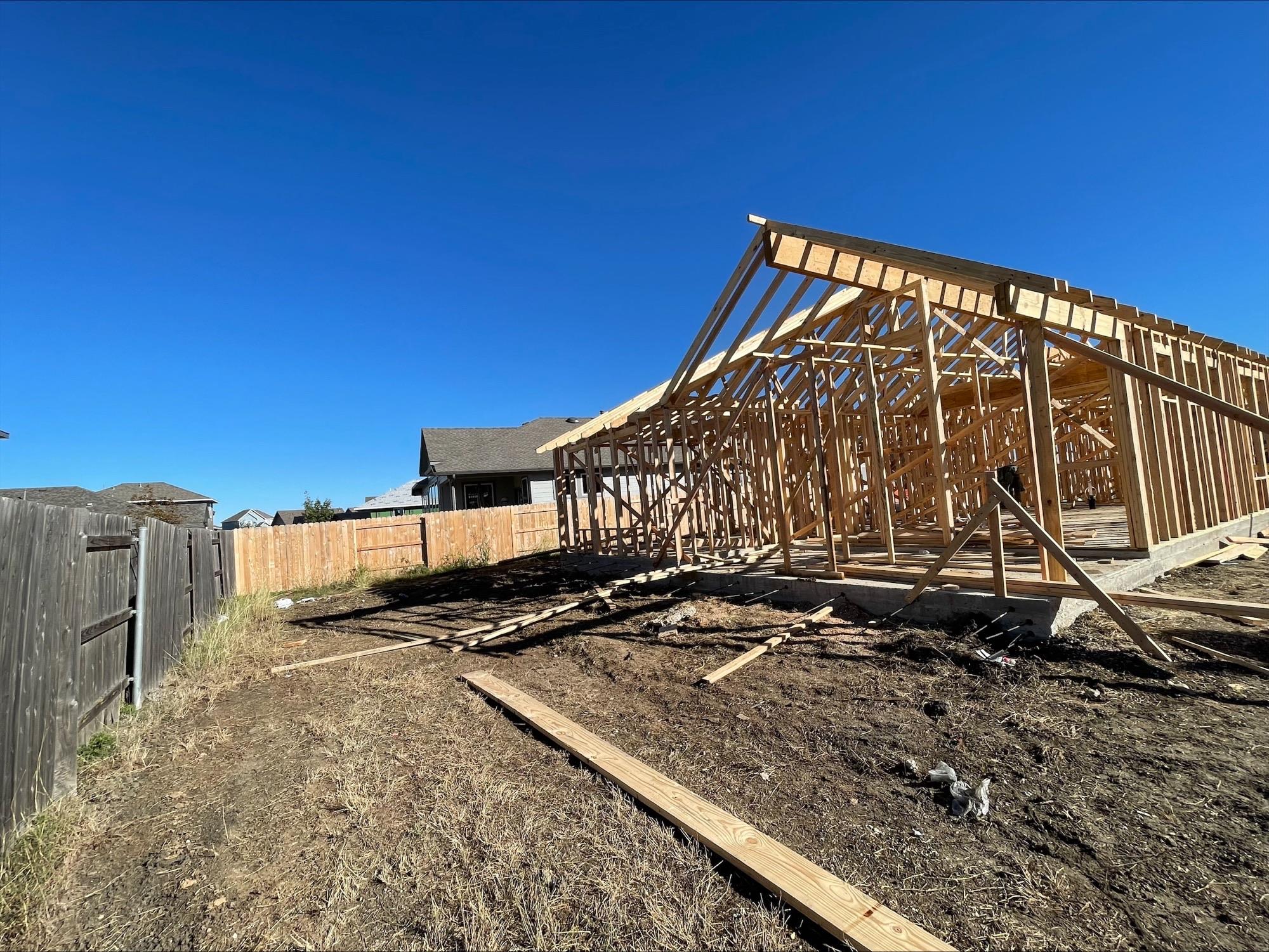 154 Paul Pena Dr, San Marcos, TX 78666