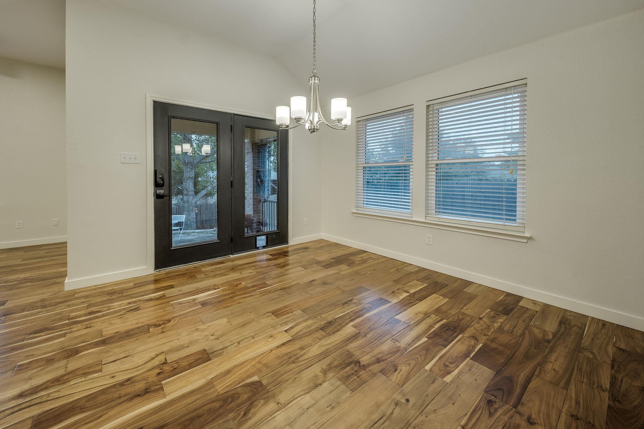 412 Chaparall Dr, Leander, TX 78641