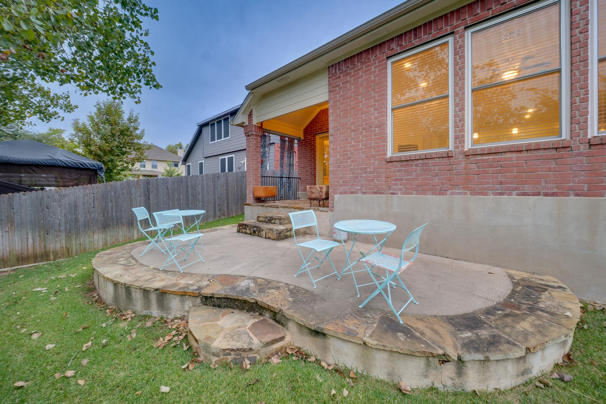 412 Chaparall Dr, Leander, TX 78641