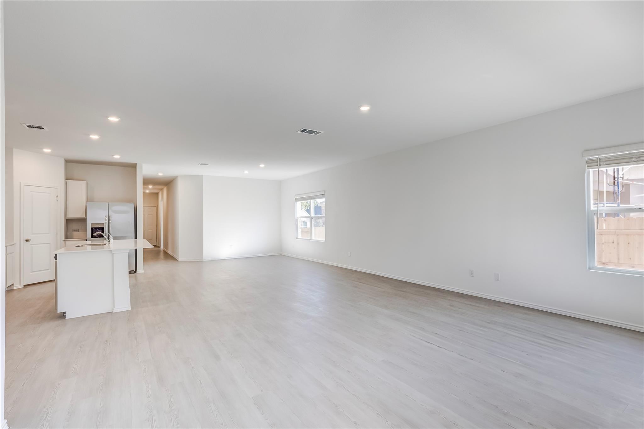 173 Cibolo Creek Loop, Bastrop, TX 78602