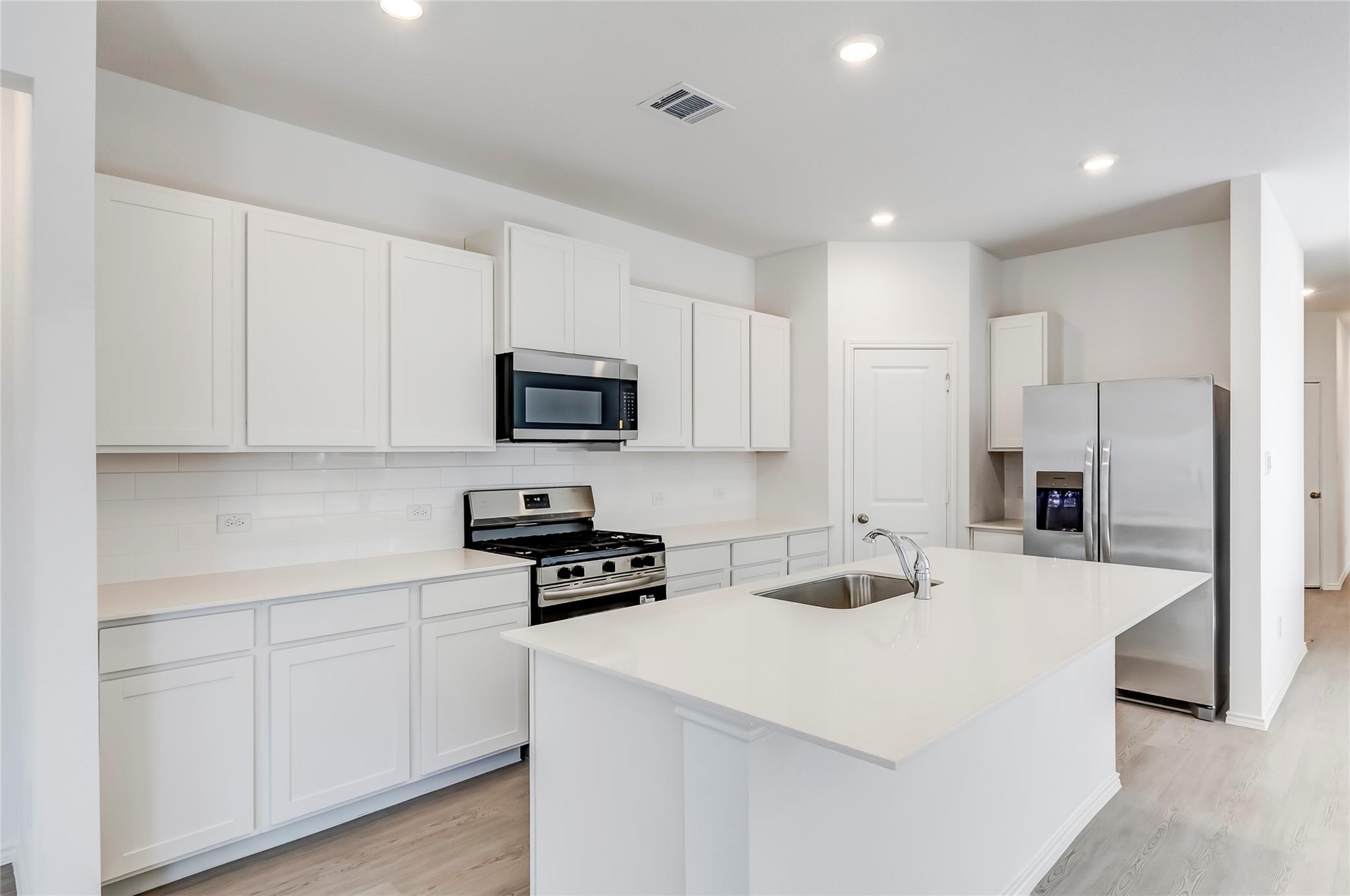 173 Cibolo Creek Loop, Bastrop, TX 78602