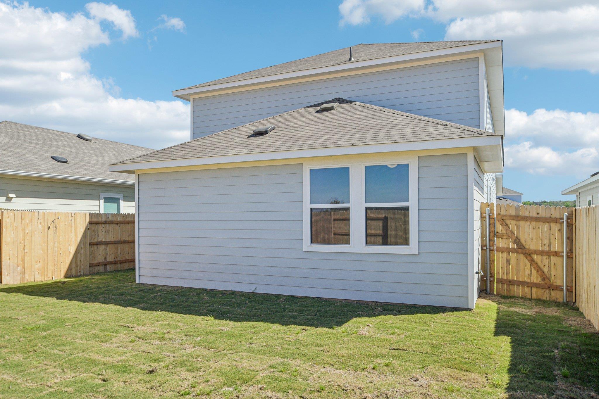 109 Adze Dr, Liberty Hill, TX 78642