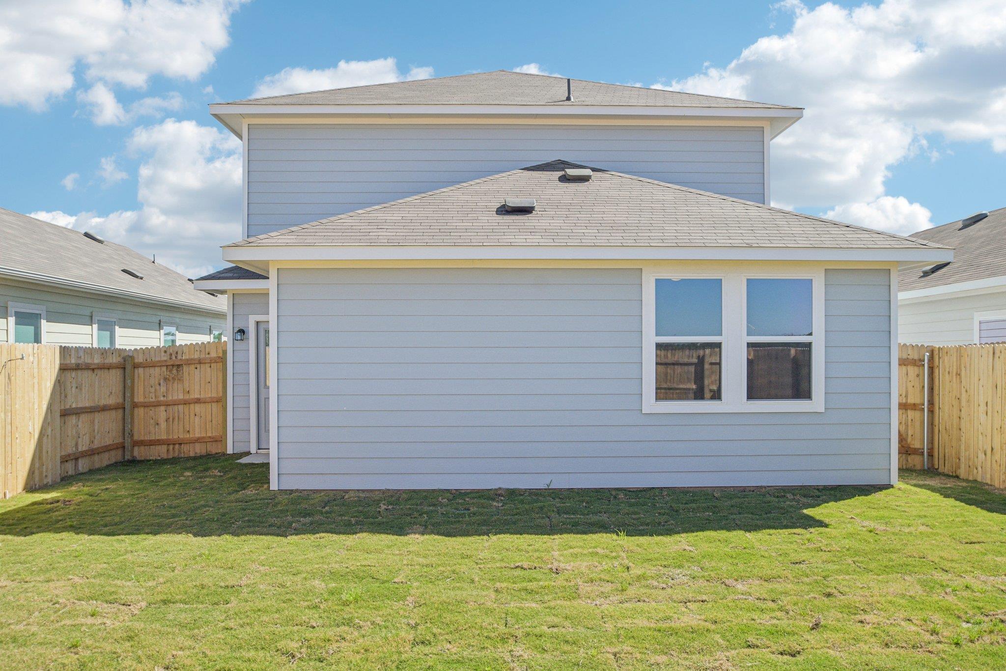 109 Adze Dr, Liberty Hill, TX 78642