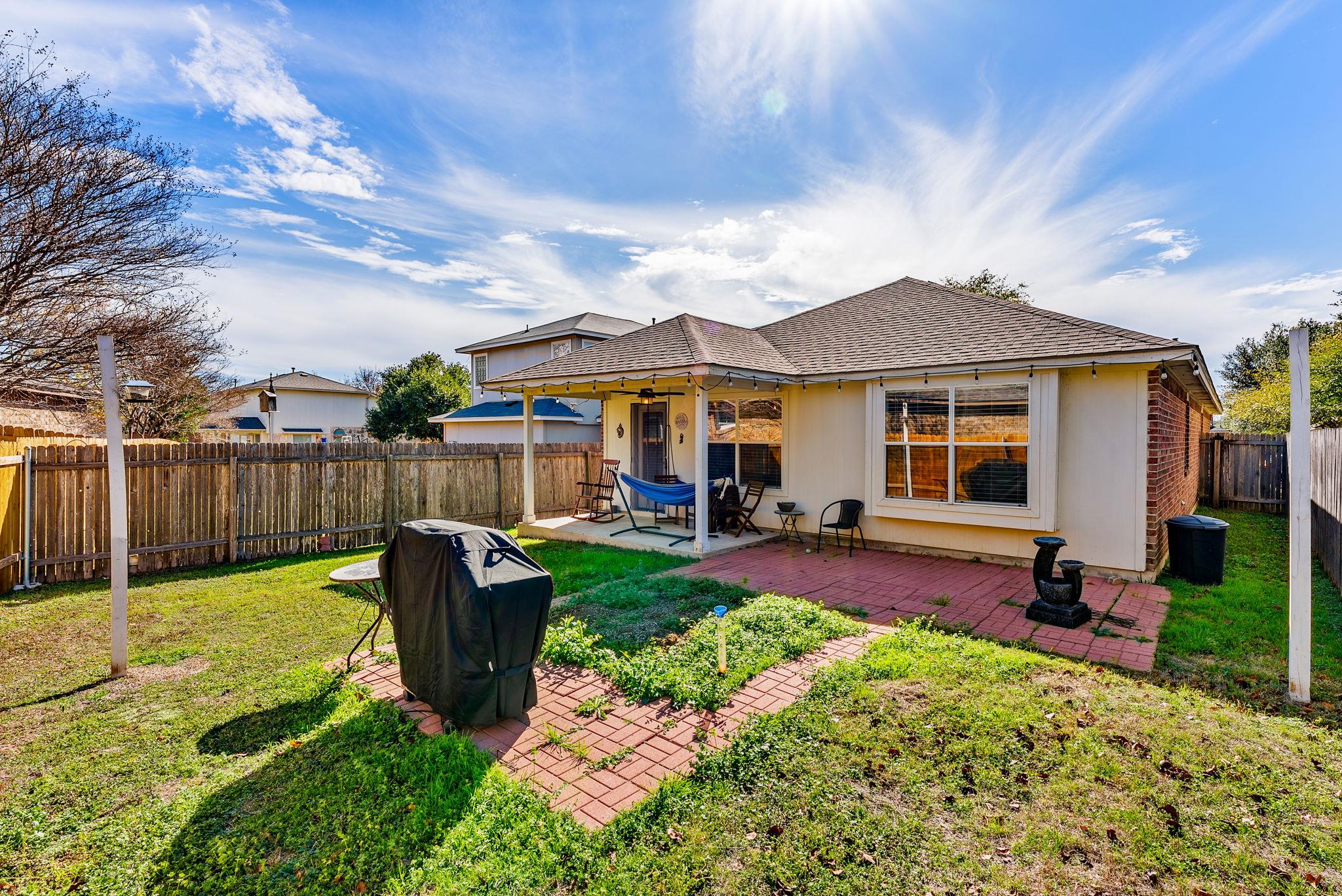 11407 Jim Thorpe Ln, Austin, TX 78748