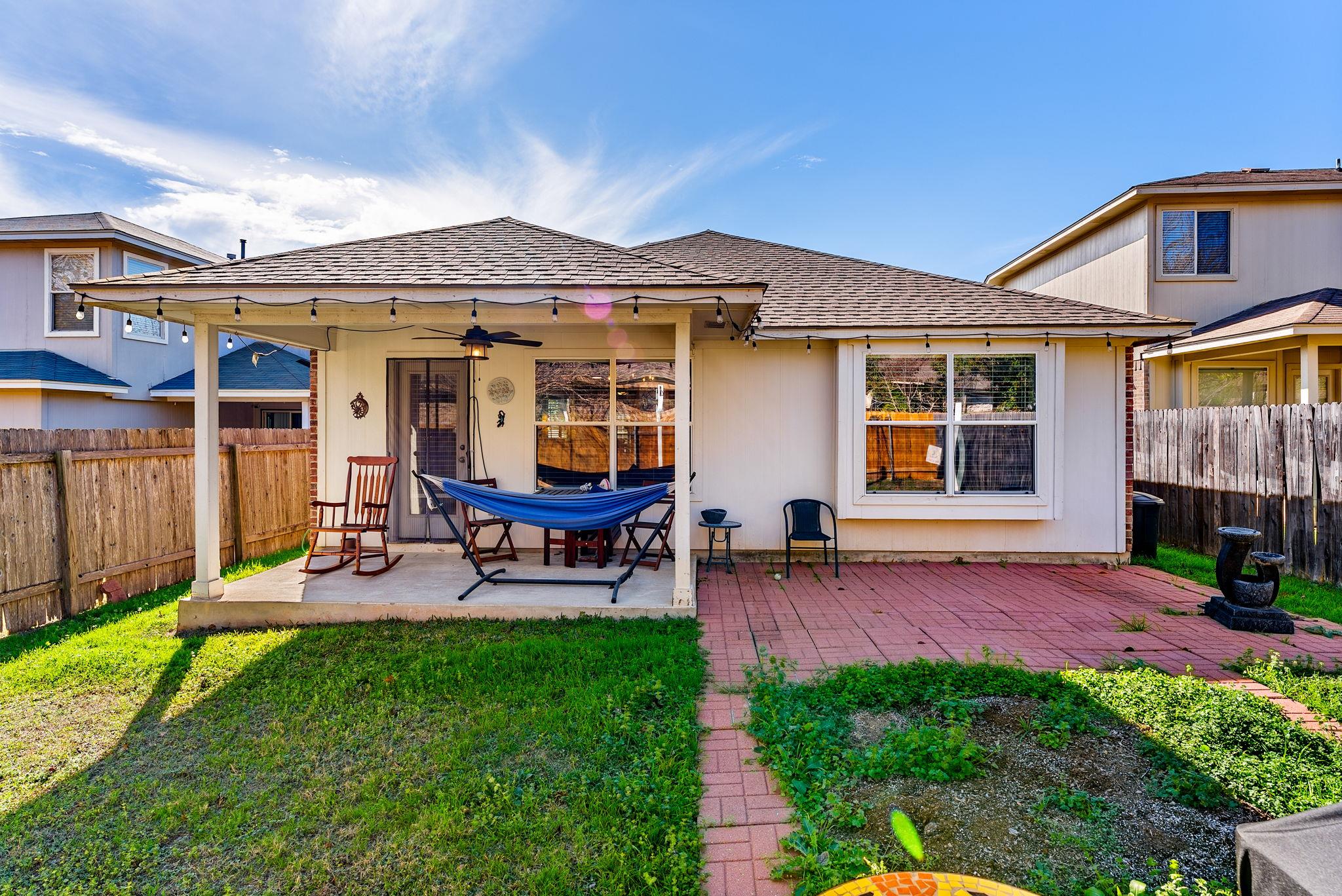 11407 Jim Thorpe Ln, Austin, TX 78748