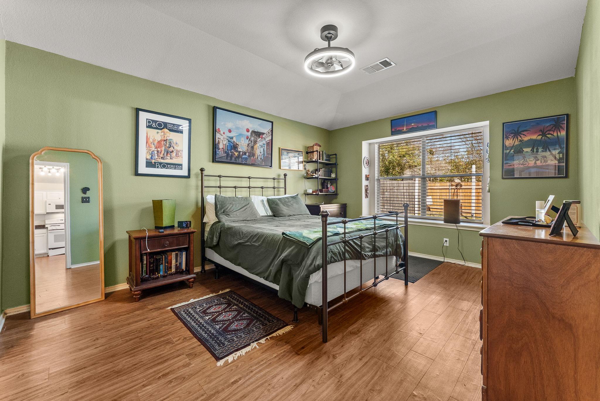 11407 Jim Thorpe Ln, Austin, TX 78748