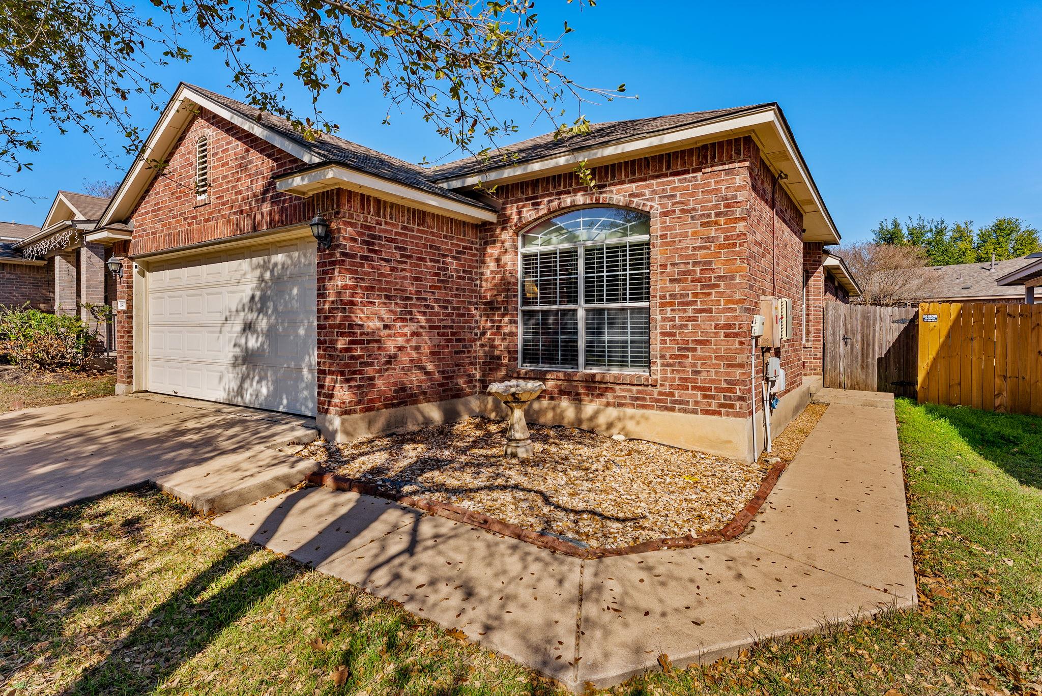 11407 Jim Thorpe Ln, Austin, TX 78748
