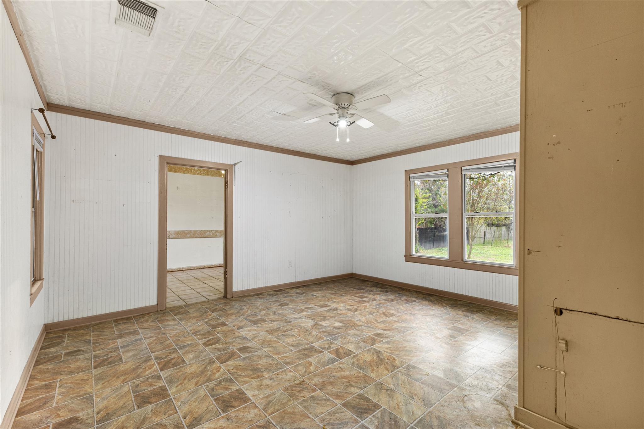 195 L County Road 852, Groesbeck, TX 75838