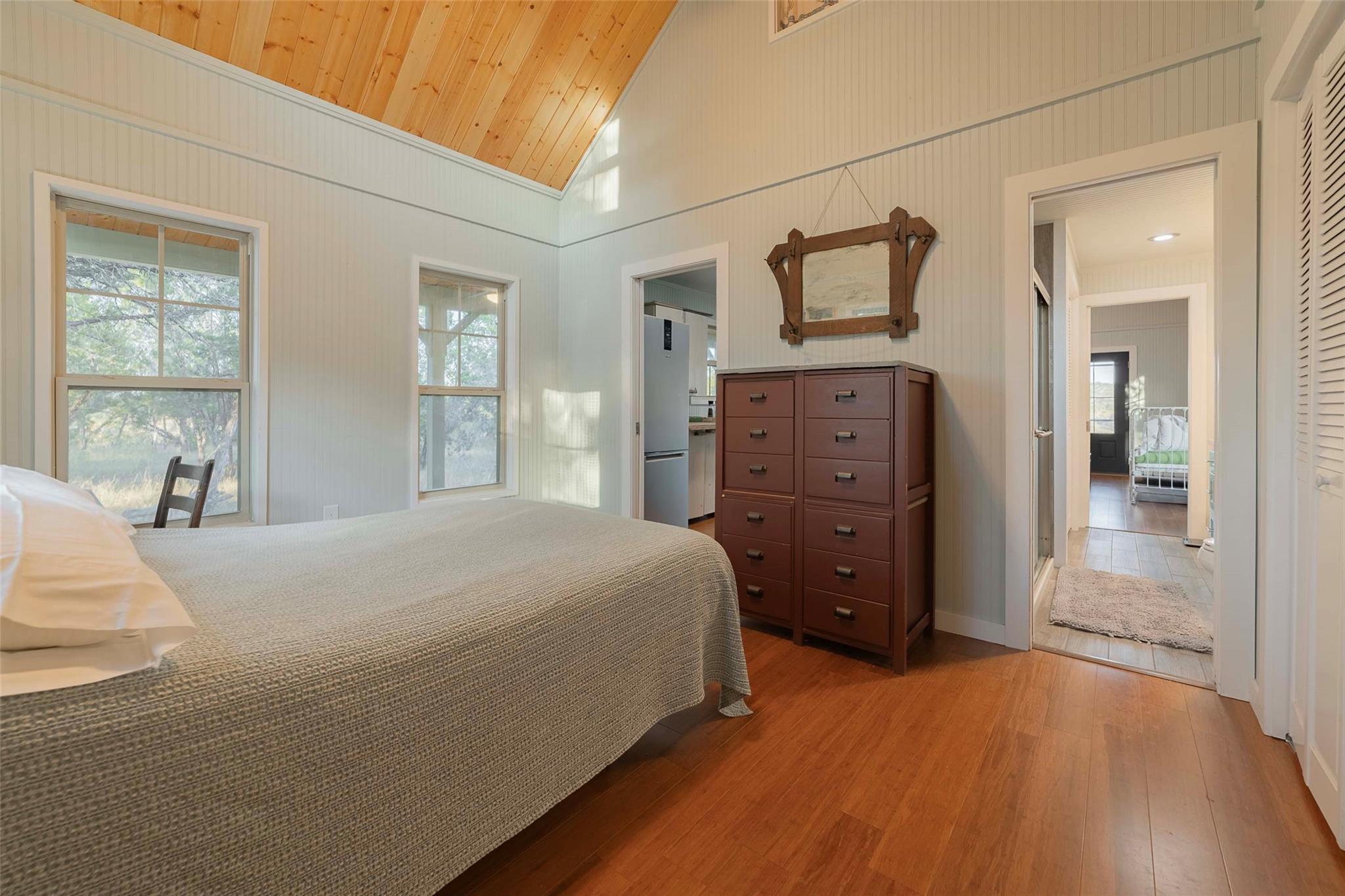 8507 Hammett's Crossing, Round Mountain, TX 78663