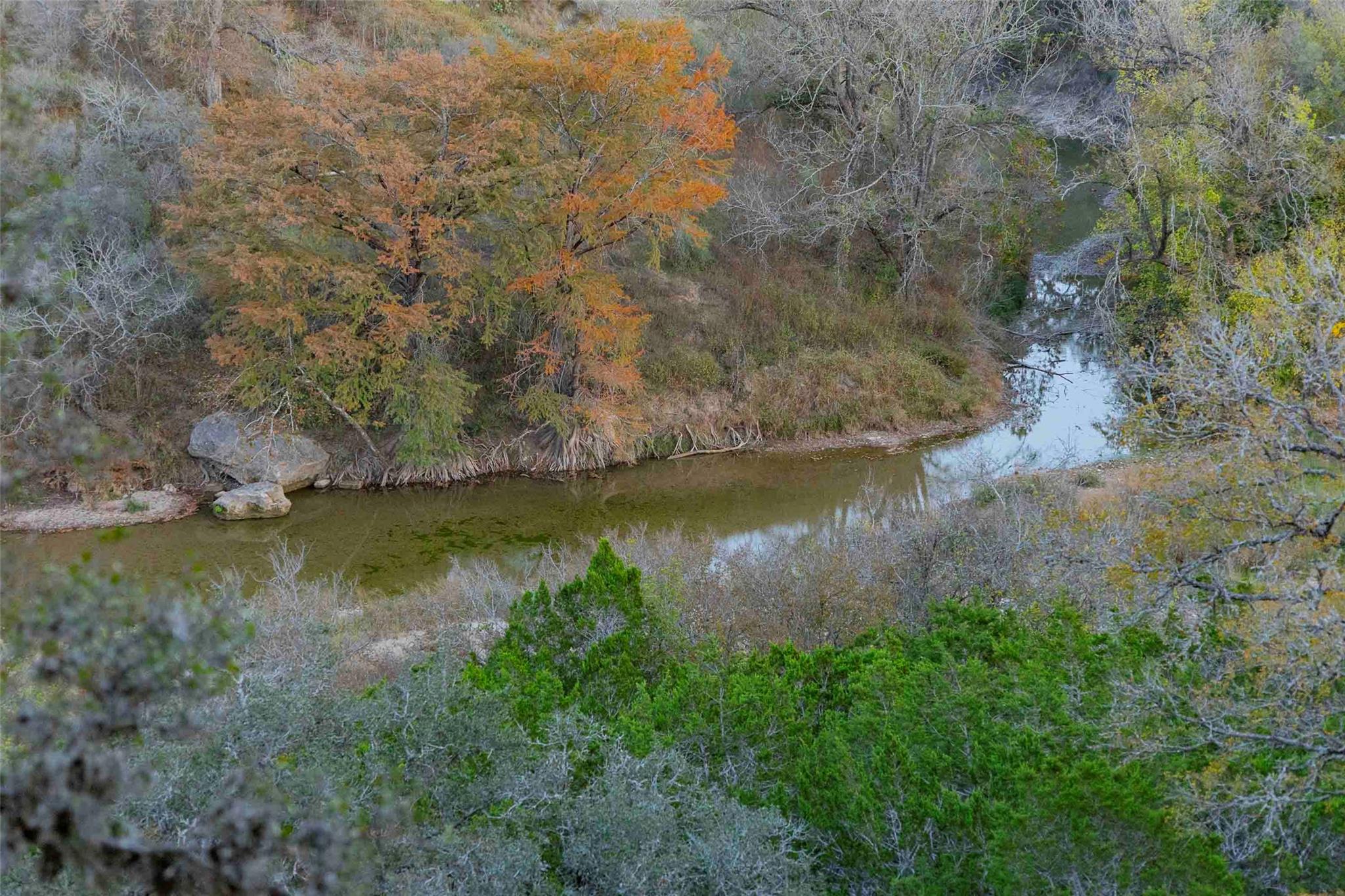 8507 Hammett's Crossing, Round Mountain, TX 78663