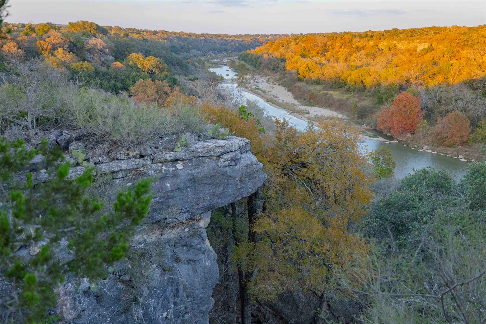 8507 Hammett's Crossing, Round Mountain, TX 78663