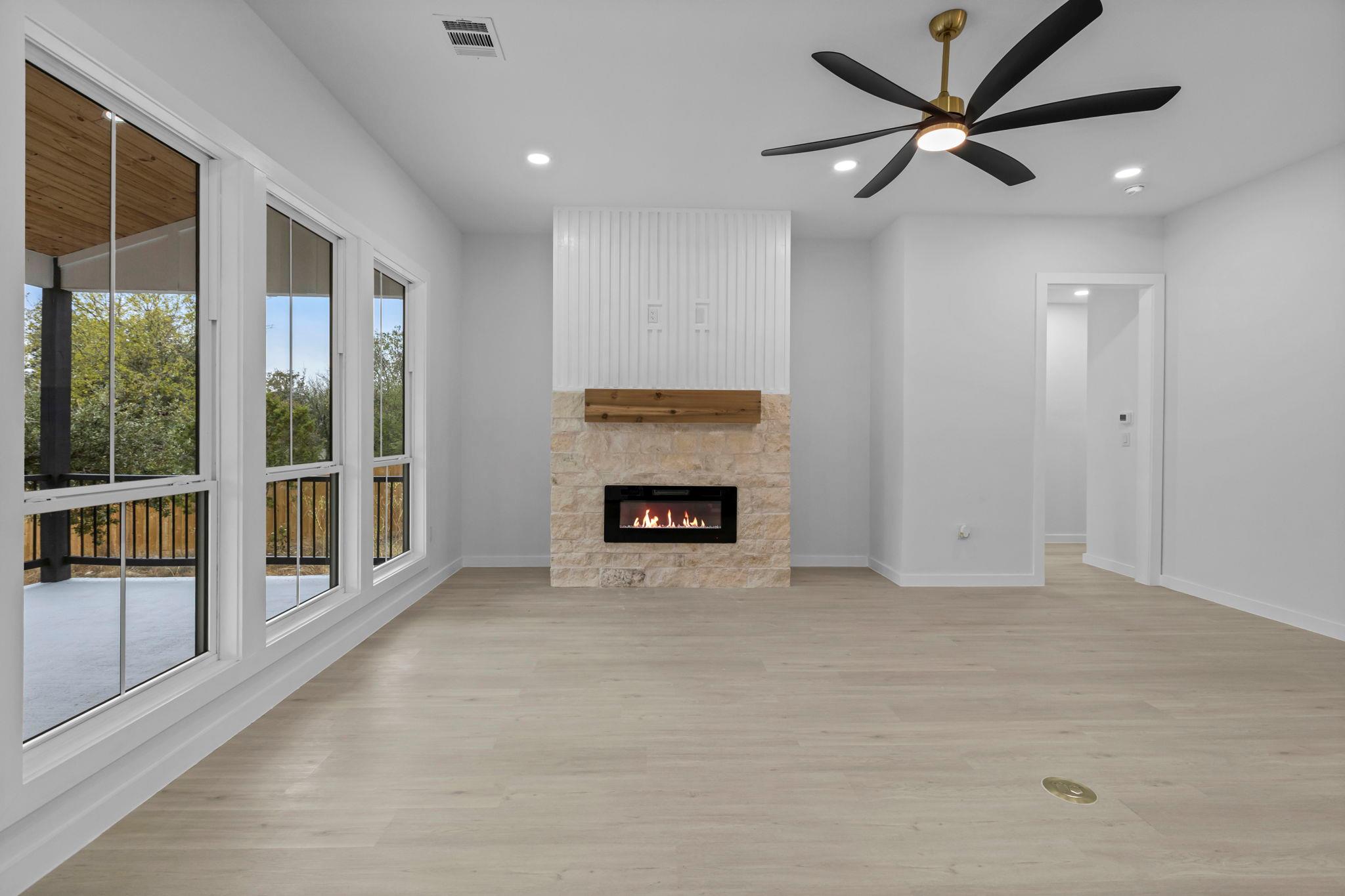 35 Whistling Wind, Wimberley, TX 78676